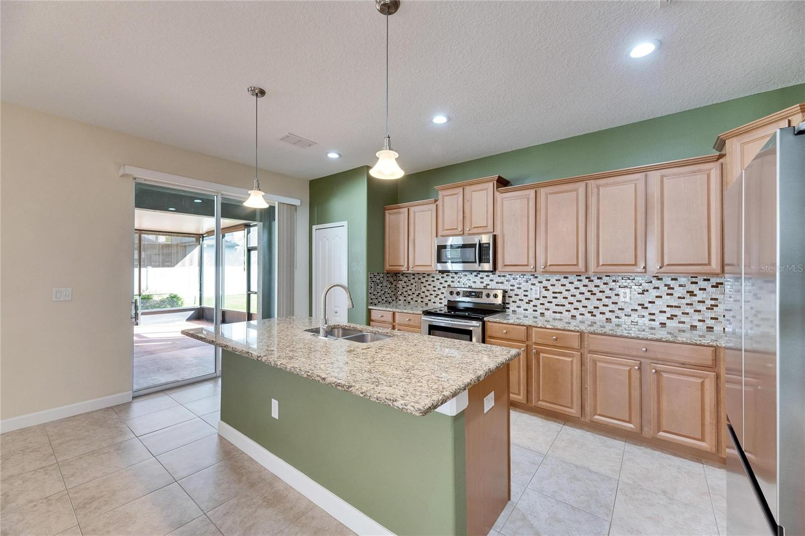 Image 20 of 96 For 18734 Burndall Court