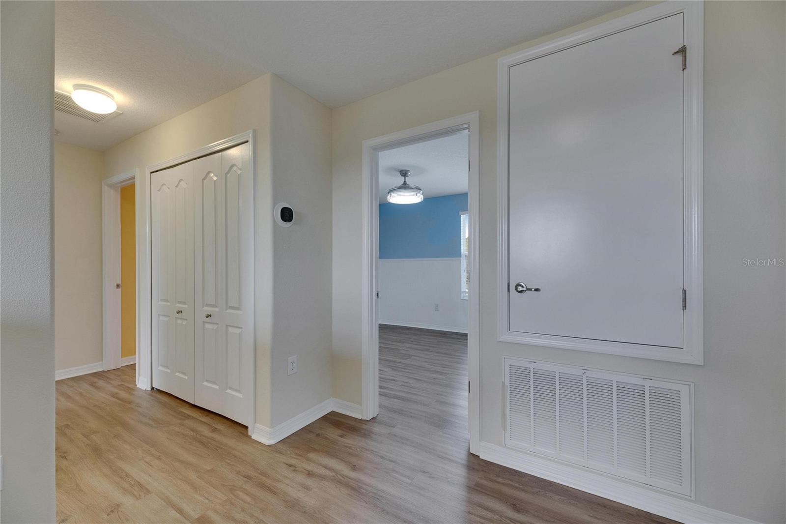 Image 37 of 96 For 18734 Burndall Court