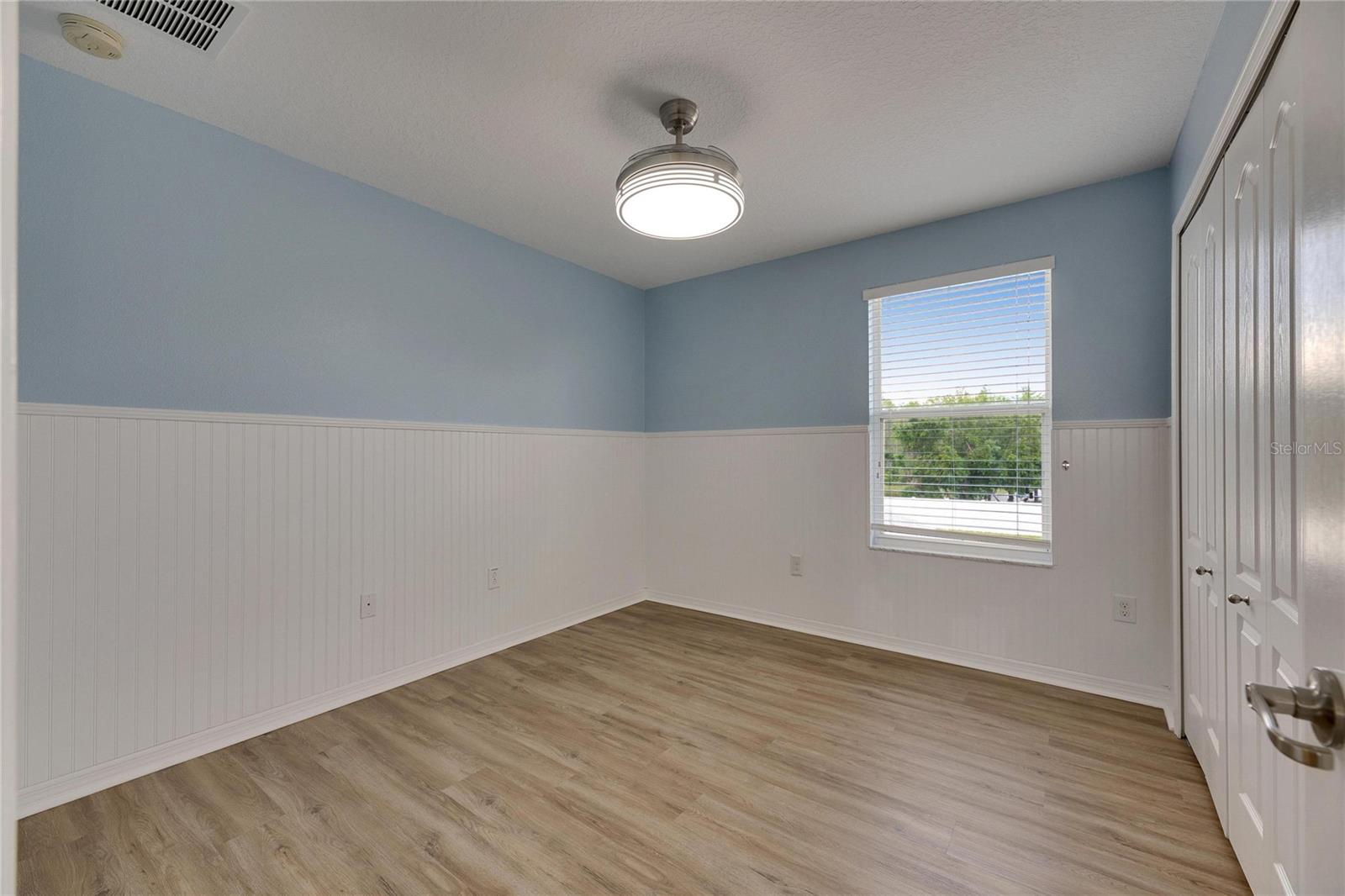Image 39 of 96 For 18734 Burndall Court