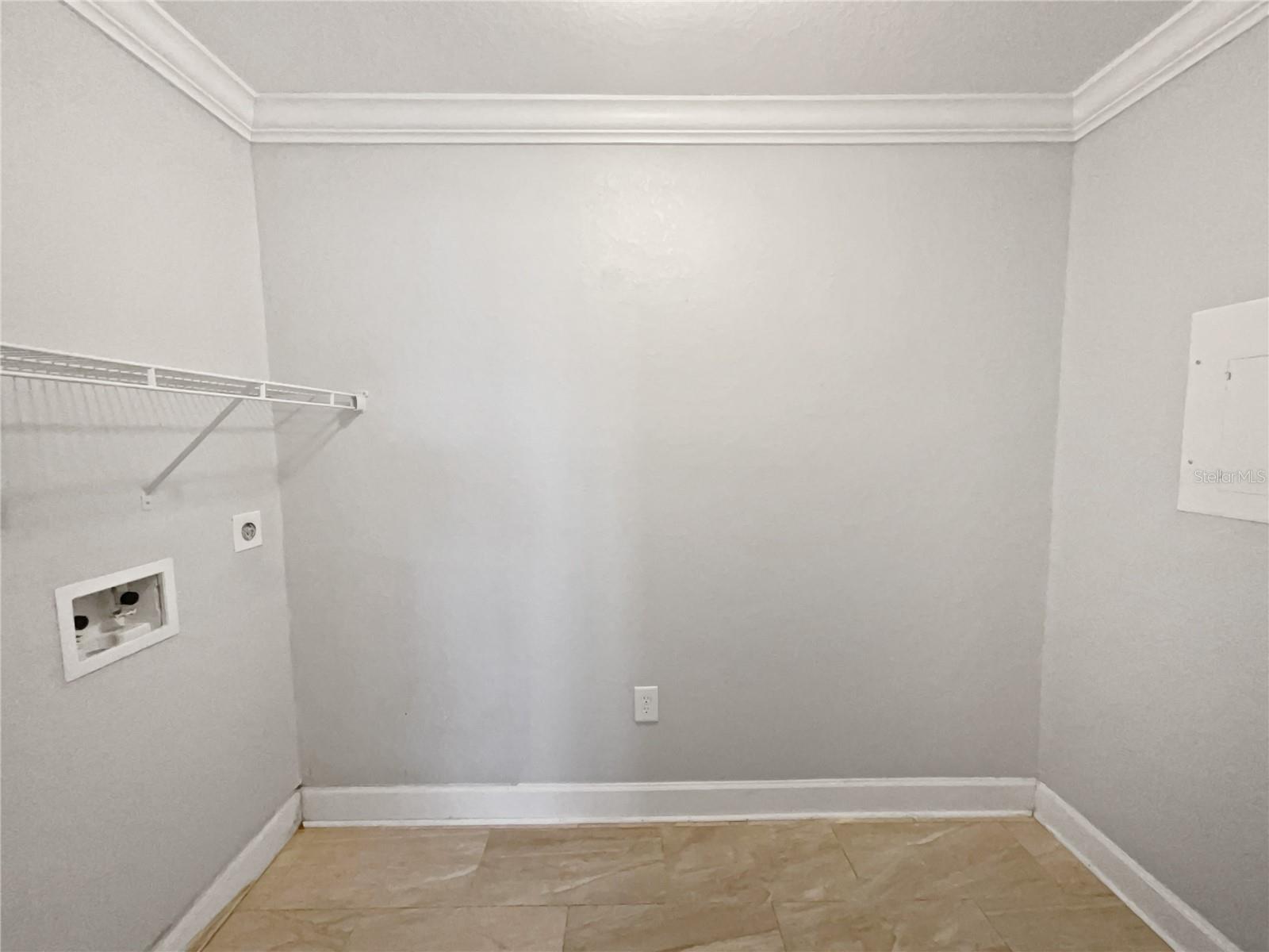 Image 12 of 16 For 9481 Highland Oak Drive 703