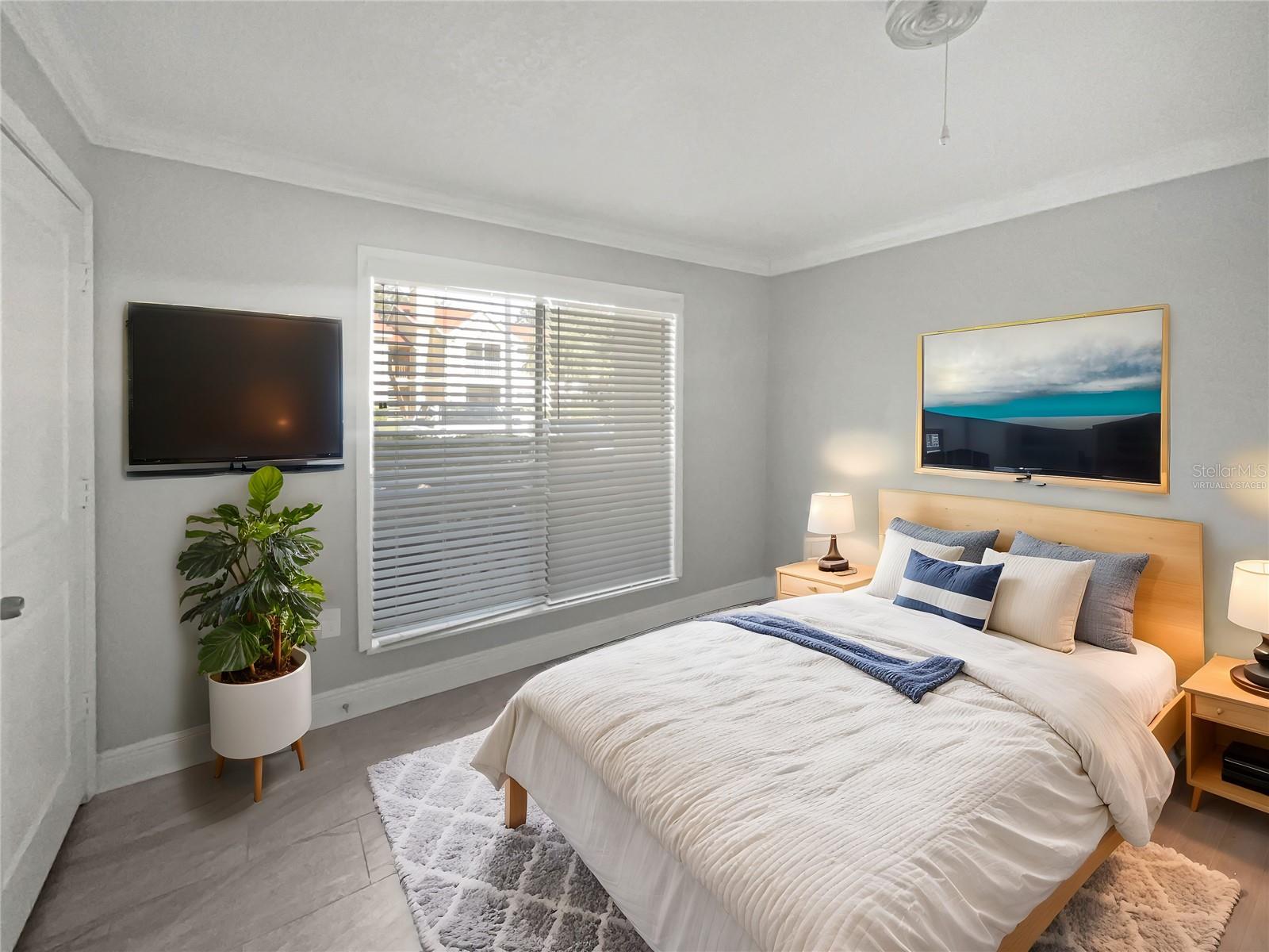 Image 3 of 16 For 9481 Highland Oak Drive 703