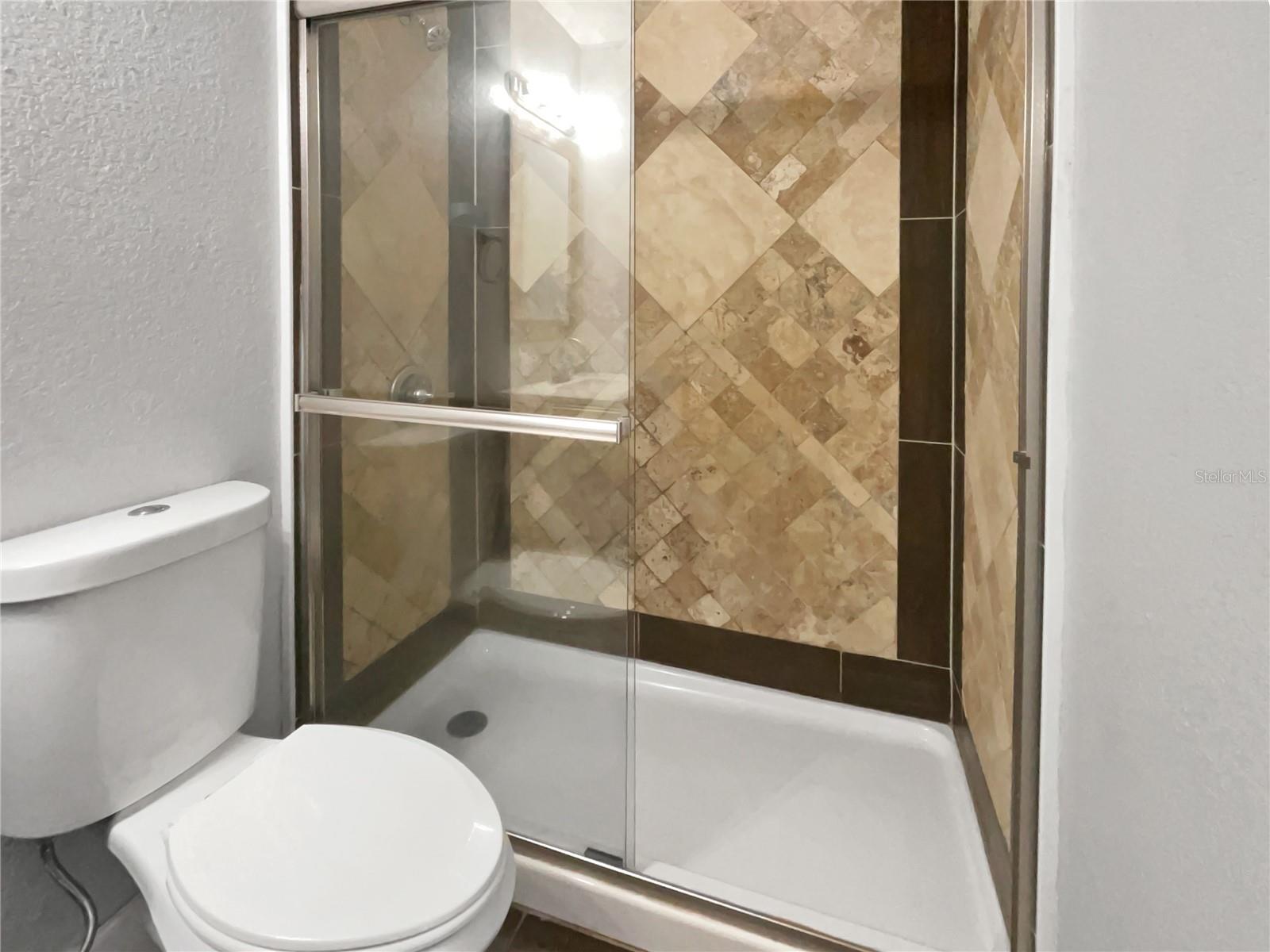 Image 5 of 16 For 9481 Highland Oak Drive 703