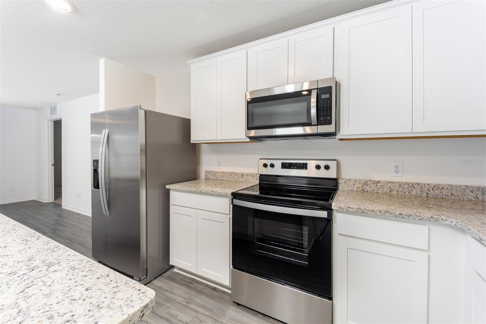 Image 7 of 17 For 3736 Bergamot Street