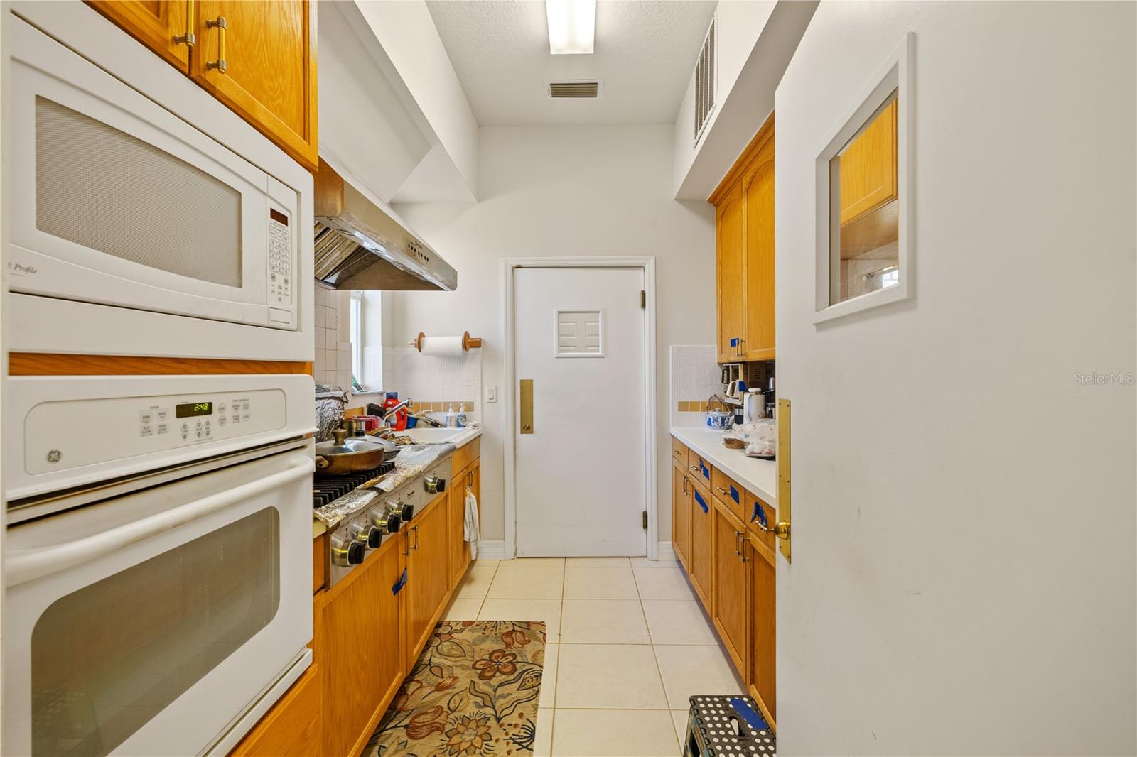 Image 17 of 30 For 13750 Dowling Lane