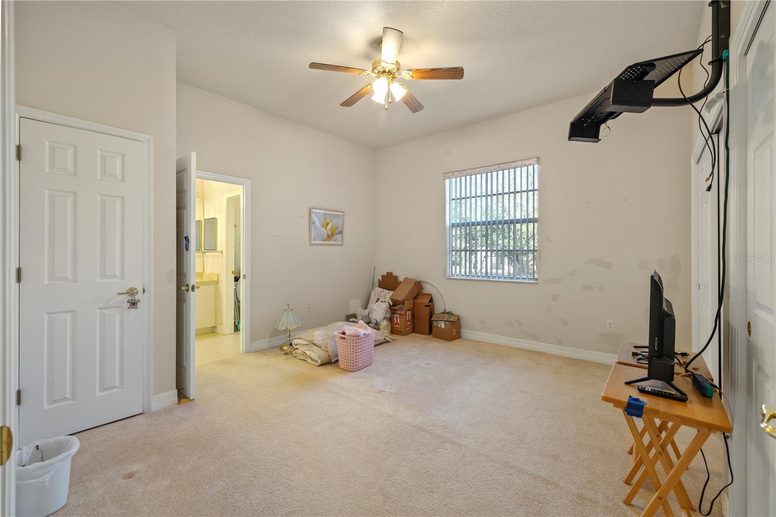 Image 19 of 30 For 13750 Dowling Lane