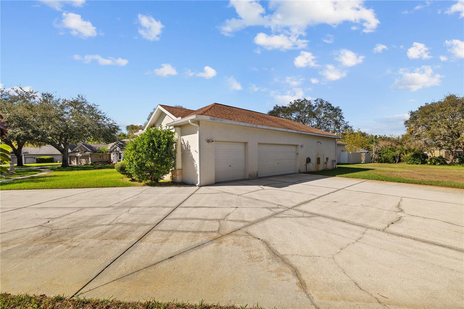Image 4 of 30 For 13750 Dowling Lane