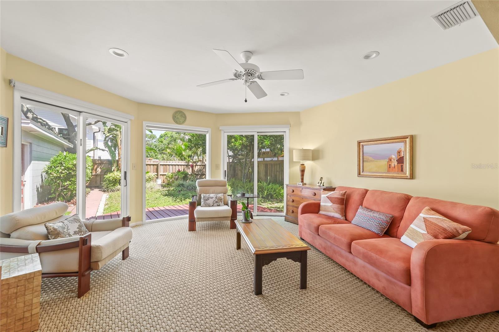 Image 11 of 29 For 615 14th Avenue Ne