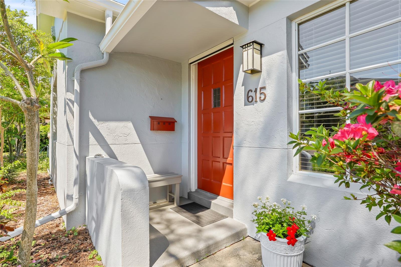 Image 5 of 29 For 615 14th Avenue Ne