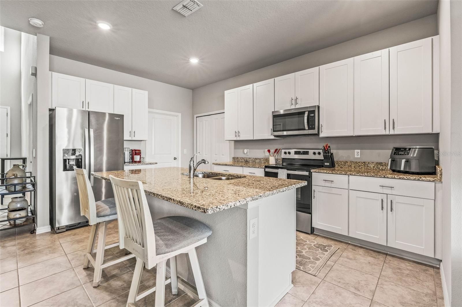 Image 11 of 44 For 7334 Ashcroft Drive