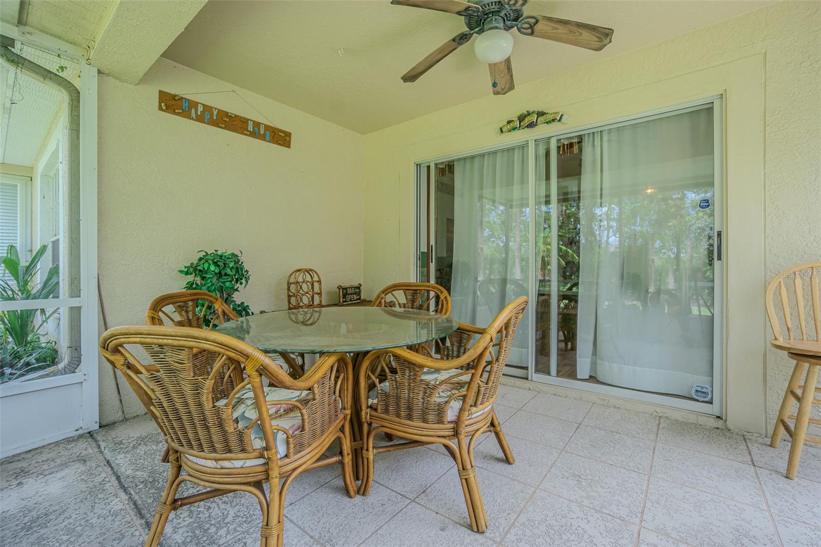 Image 21 of 35 For 34833 Double Eagle Court