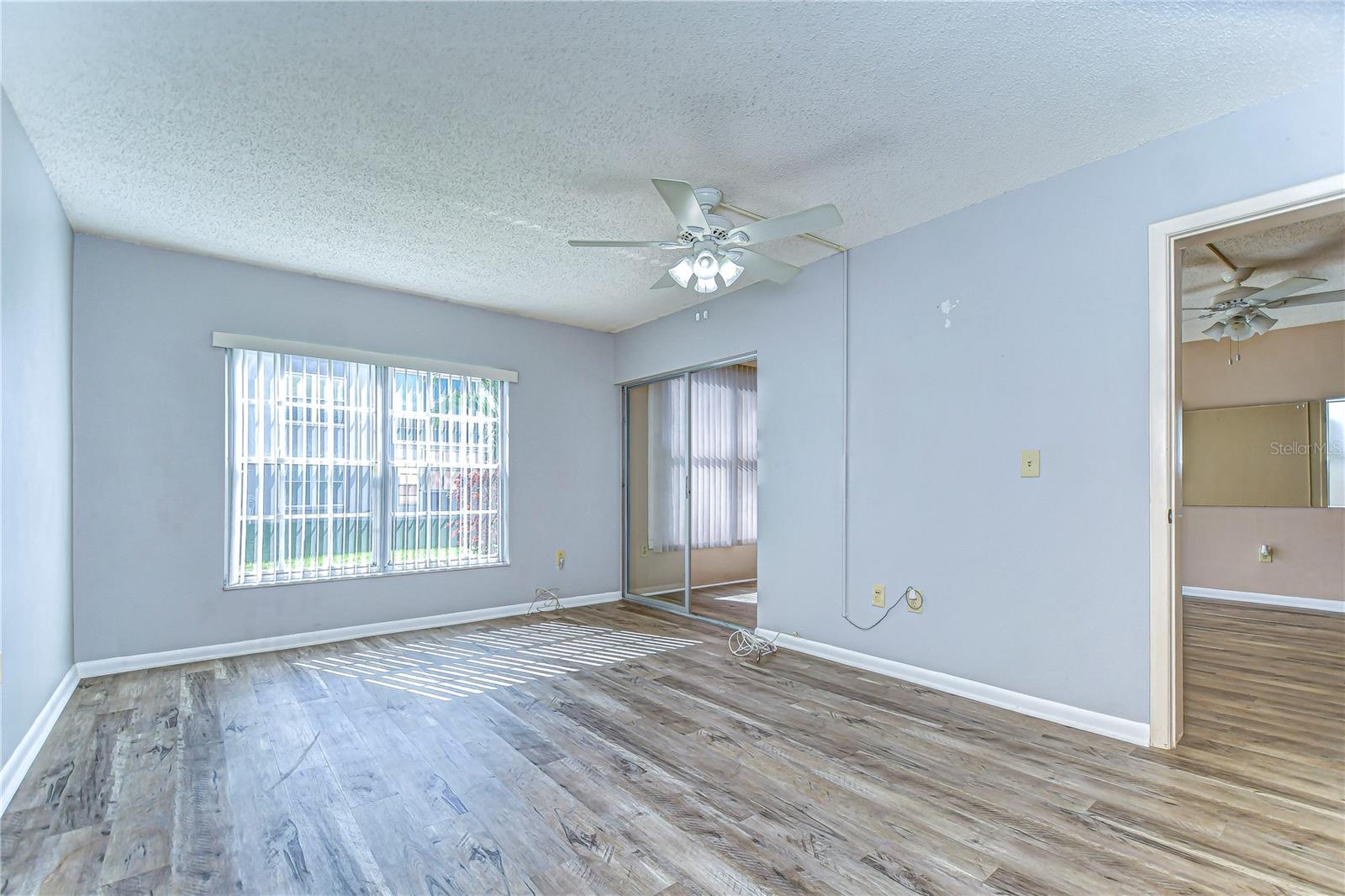 Image 35 of 46 For 10190 Imperial Point Drive W 8
