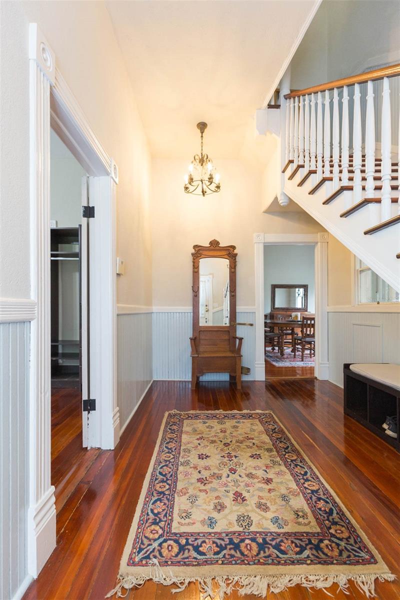 Image 10 of 56 For 14006 5th Street