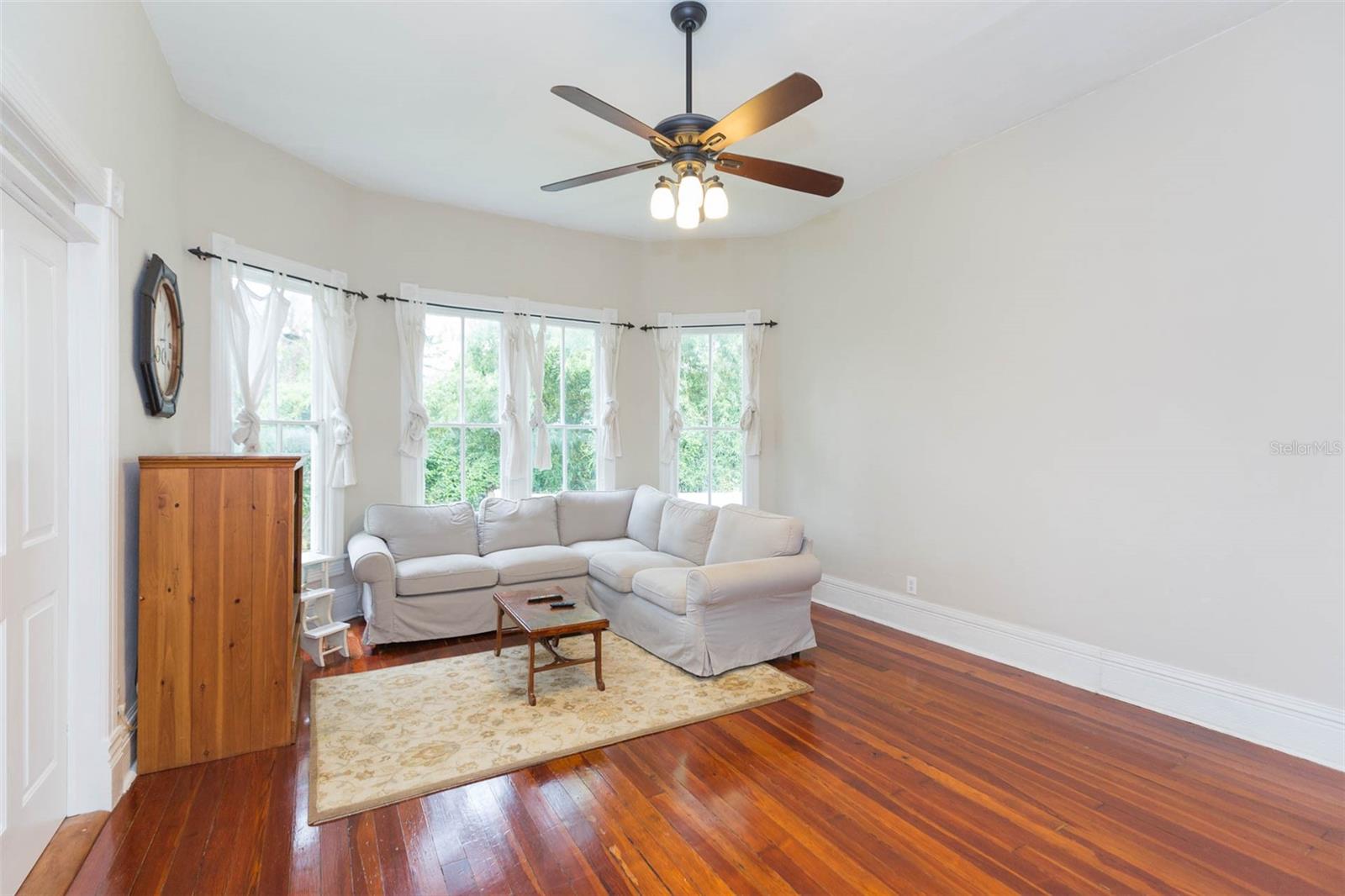 Image 15 of 56 For 14006 5th Street
