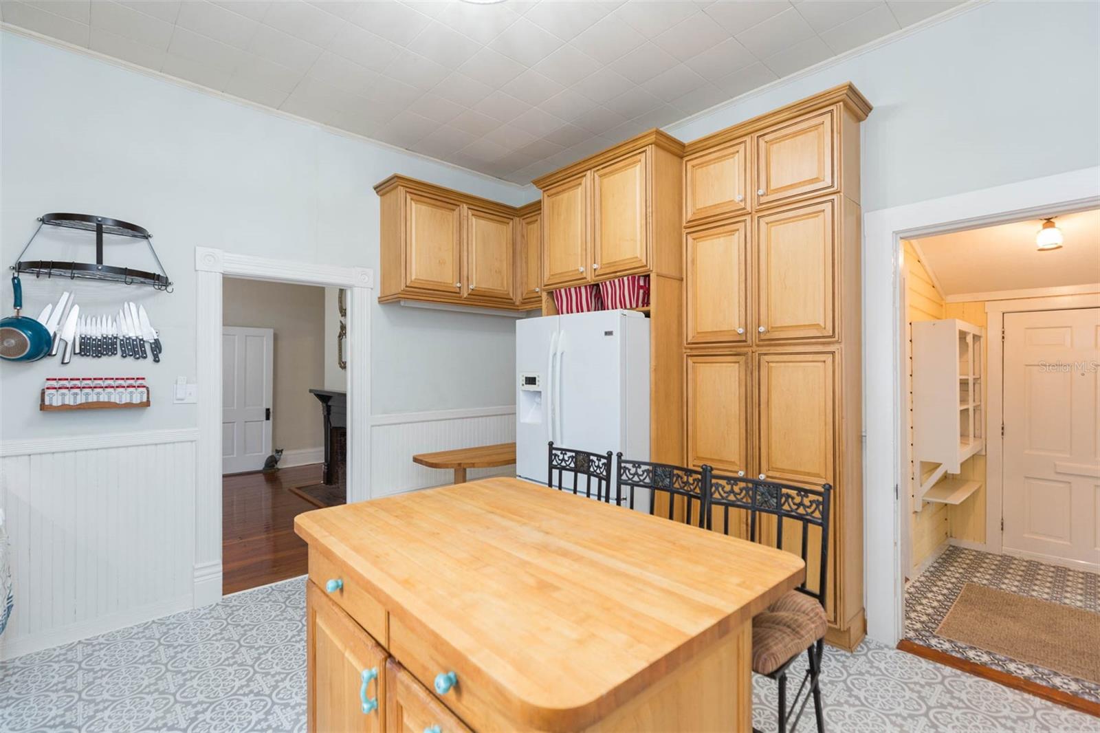 Image 26 of 56 For 14006 5th Street