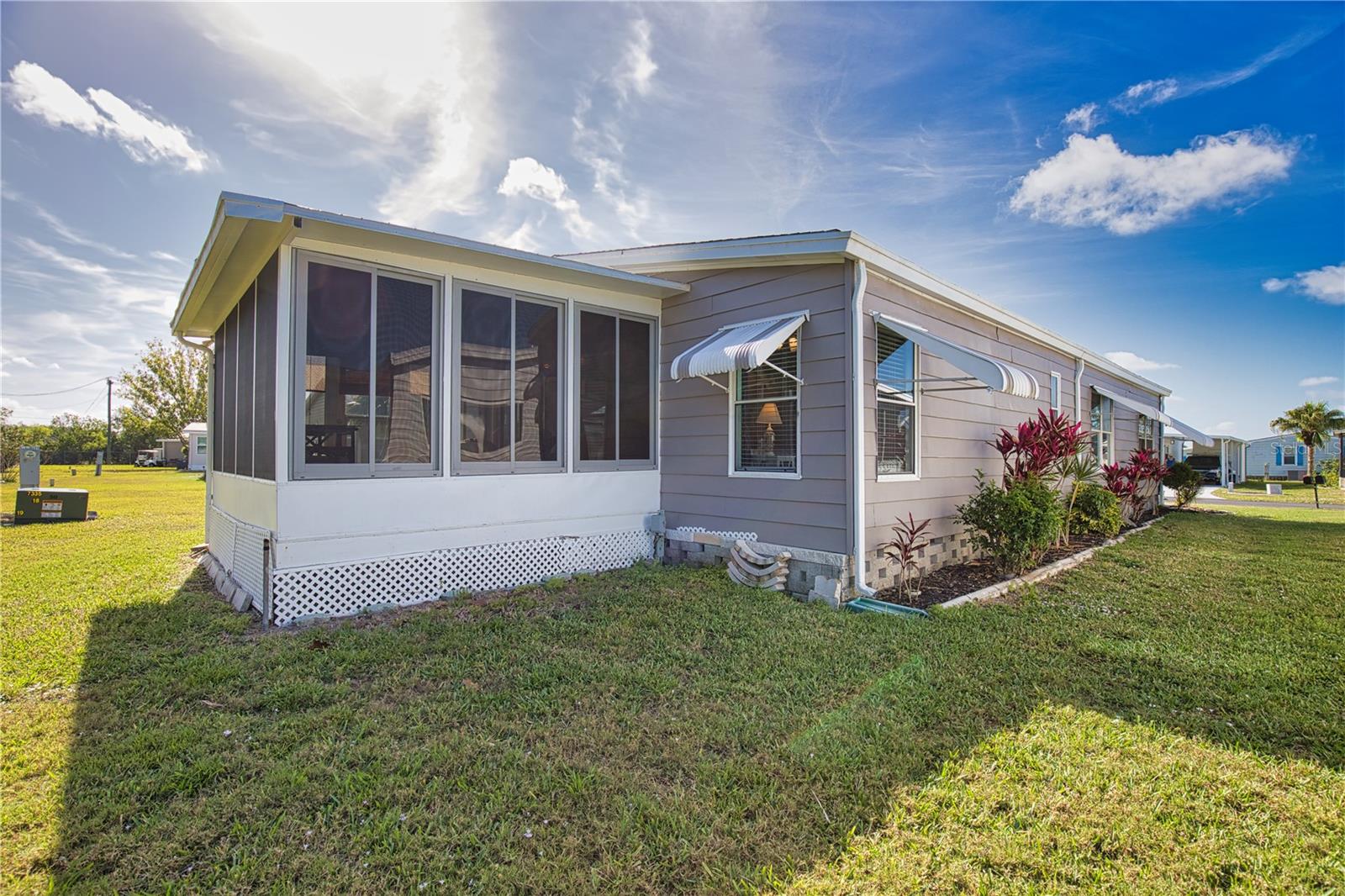 Image 37 of 79 For 431 Loma Linda