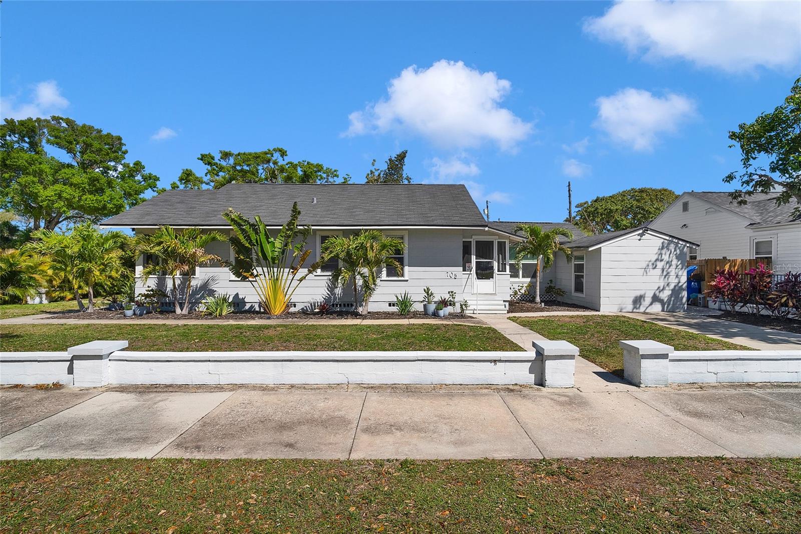 Image 14 of 28 For 705 28th Street N