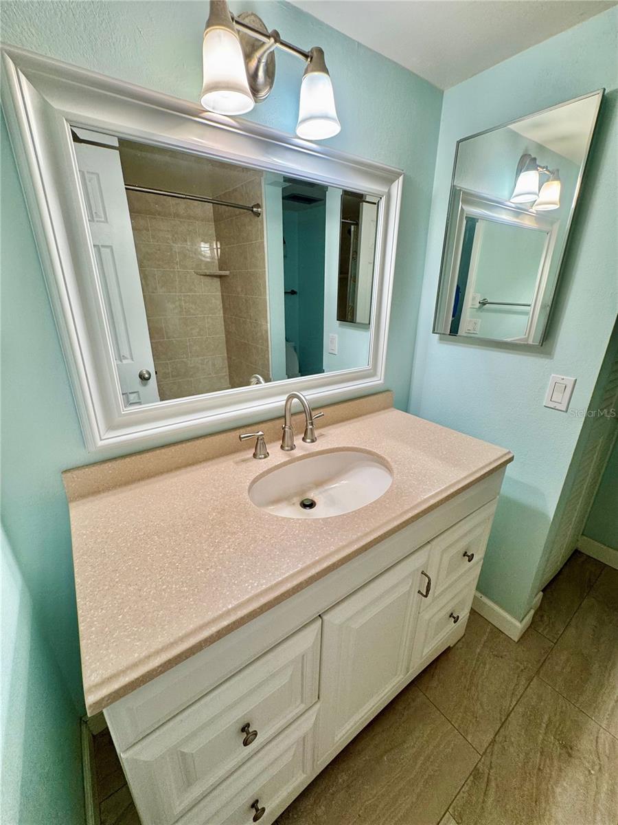 Image 36 of 87 For 1390 Gulf Boulevard 104