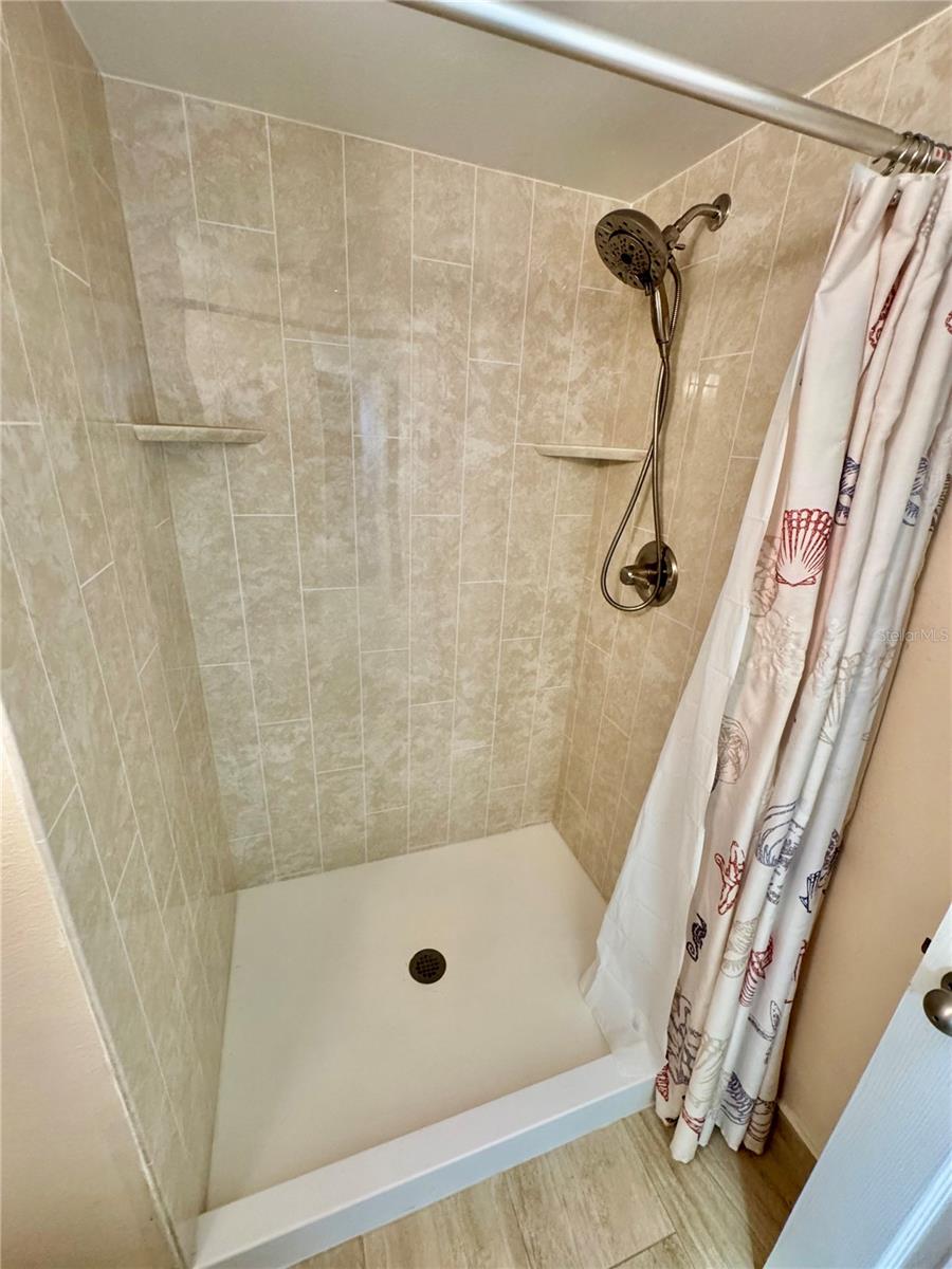 Image 40 of 87 For 1390 Gulf Boulevard 104