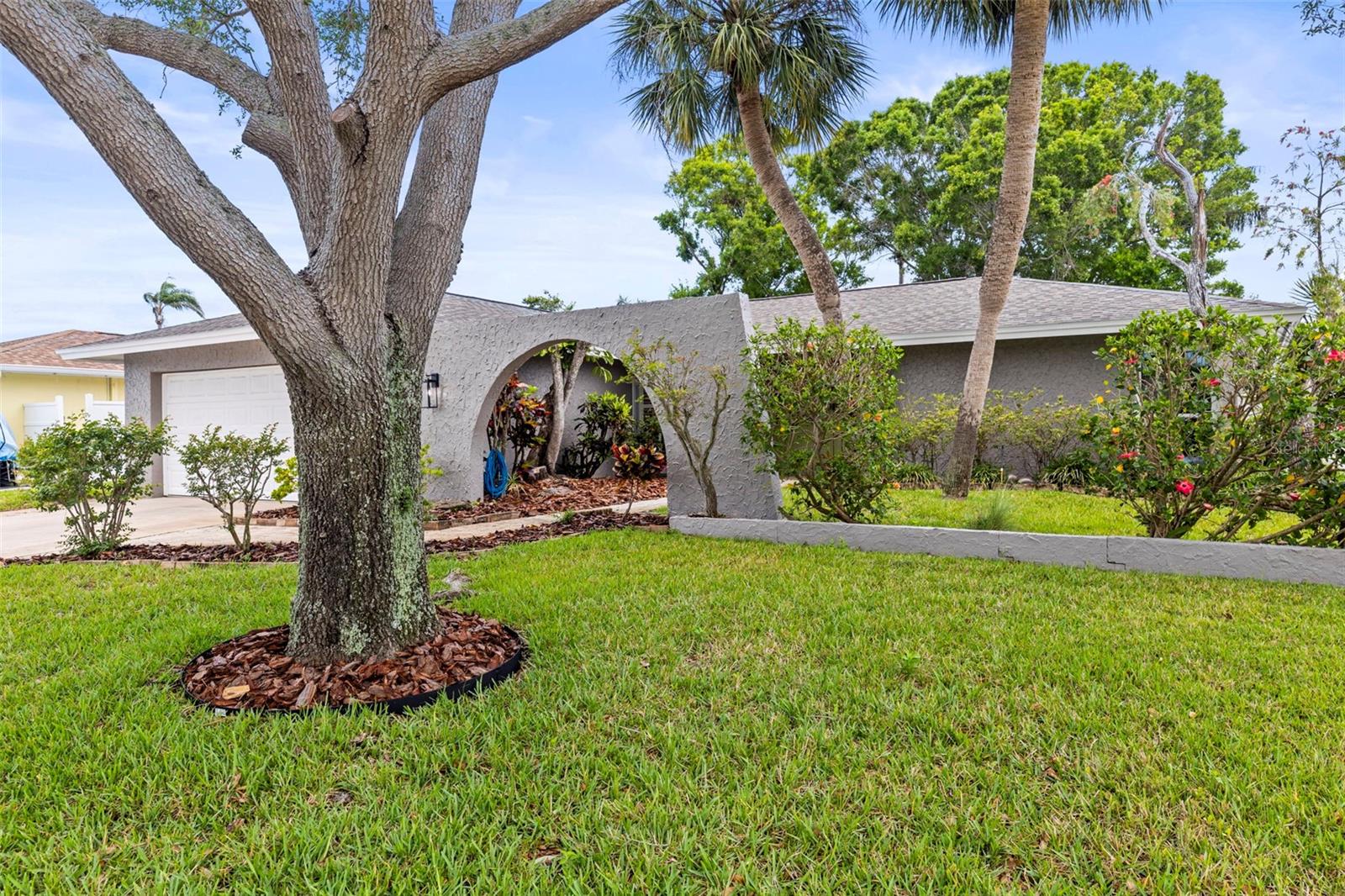 Image 2 of 44 For 13841 89th Avenue