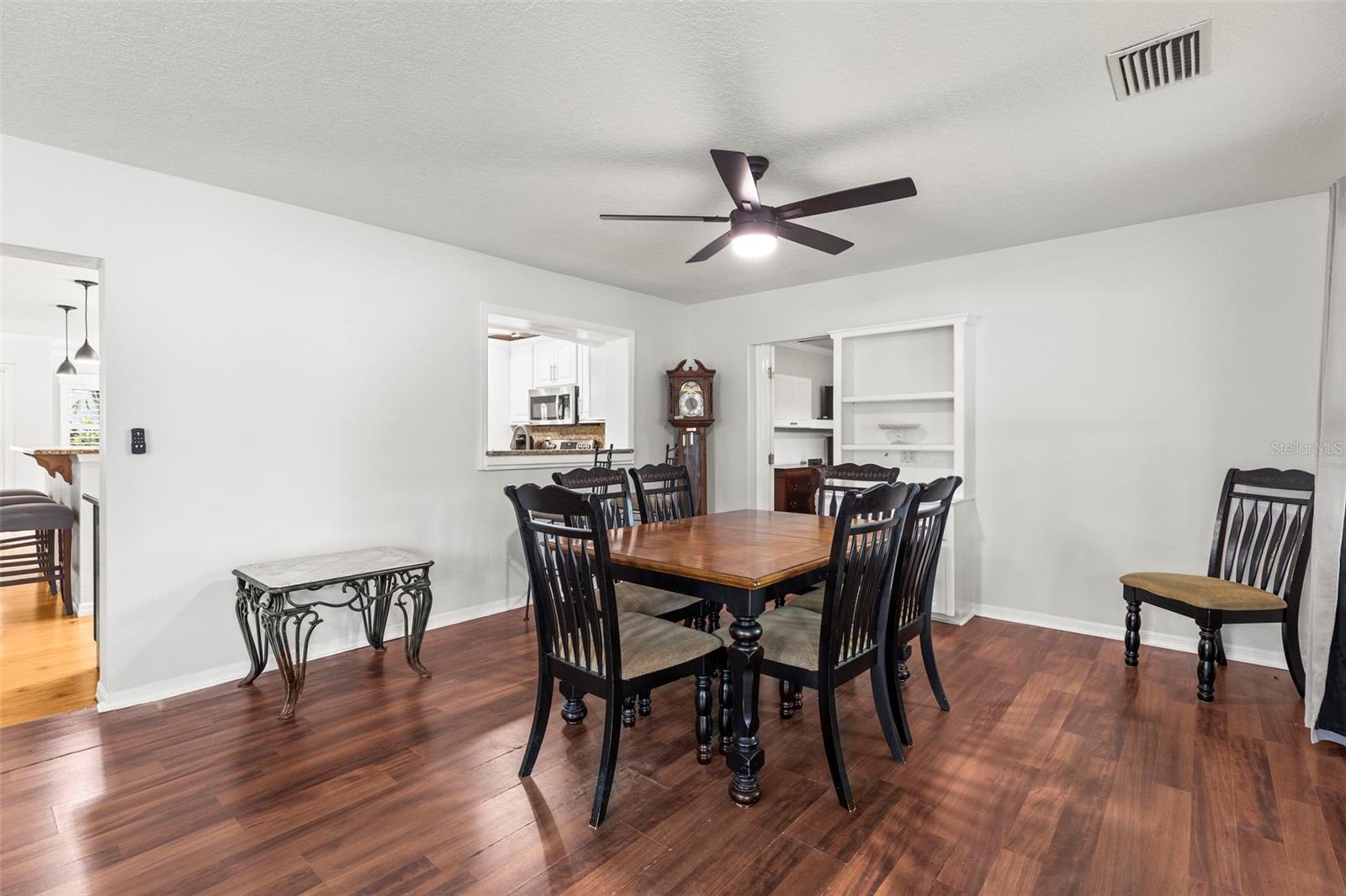 Image 21 of 44 For 13841 89th Avenue
