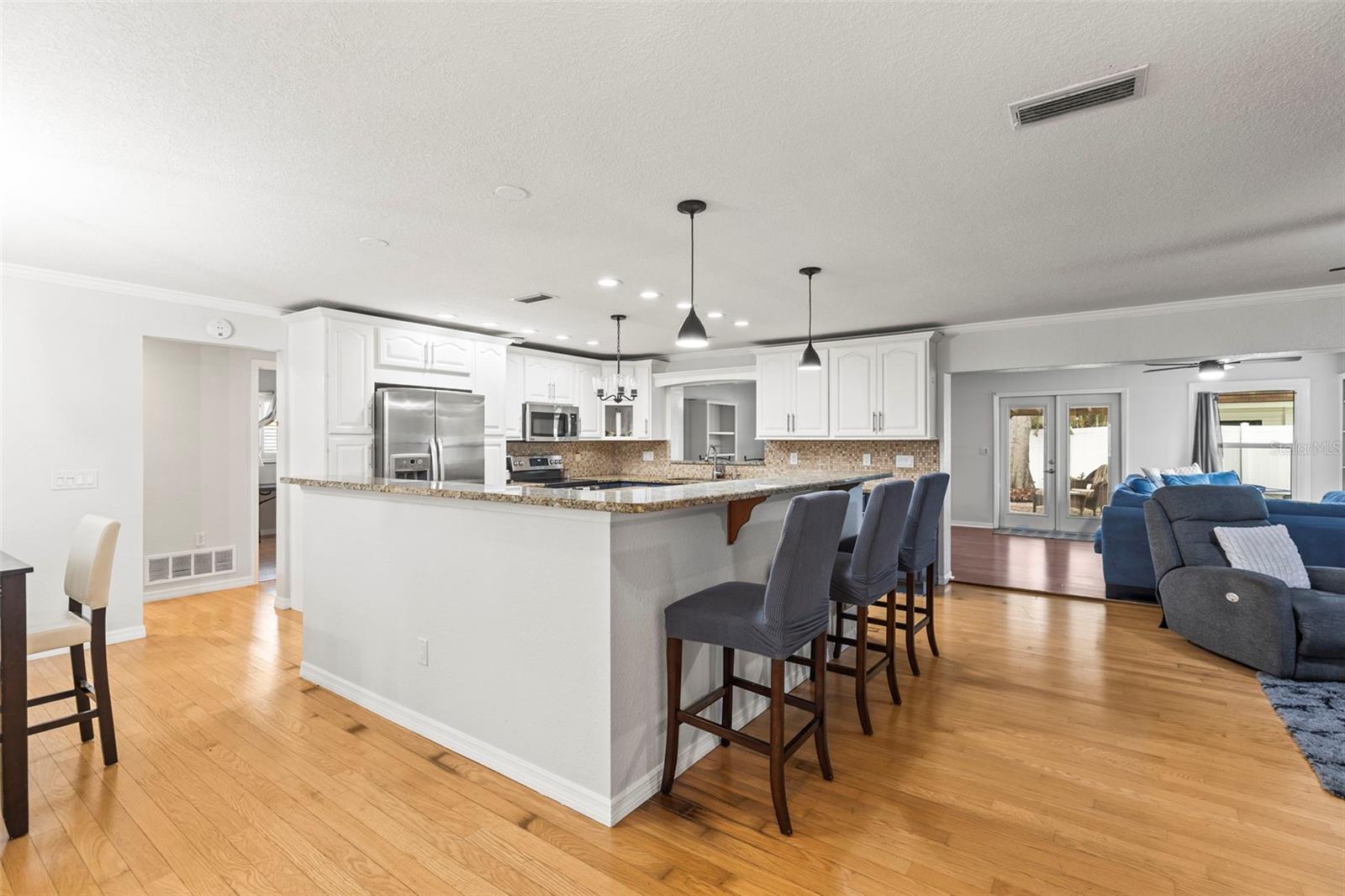 Image 5 of 44 For 13841 89th Avenue