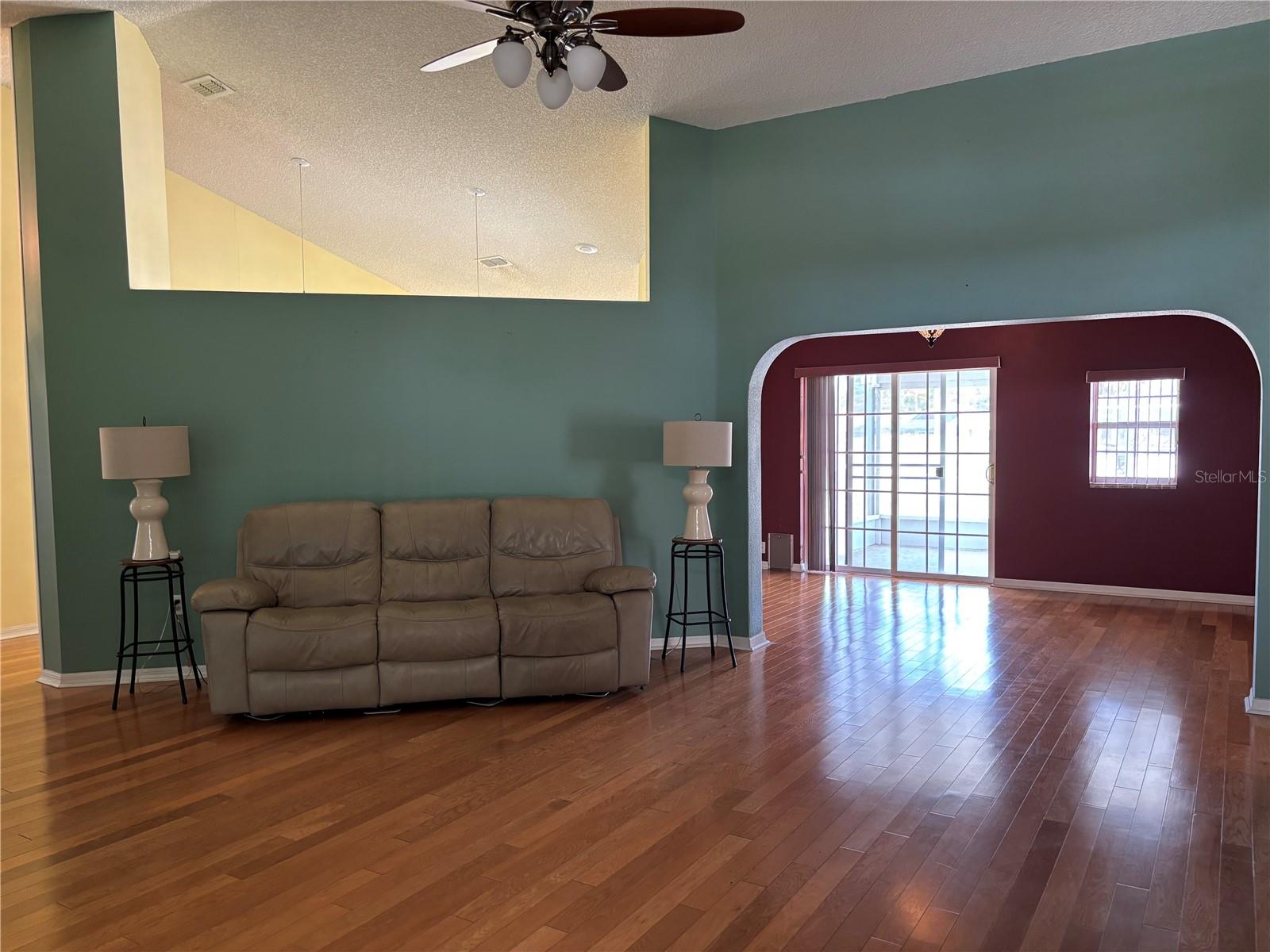Image 10 of 46 For 301 Caloosa Palms Court