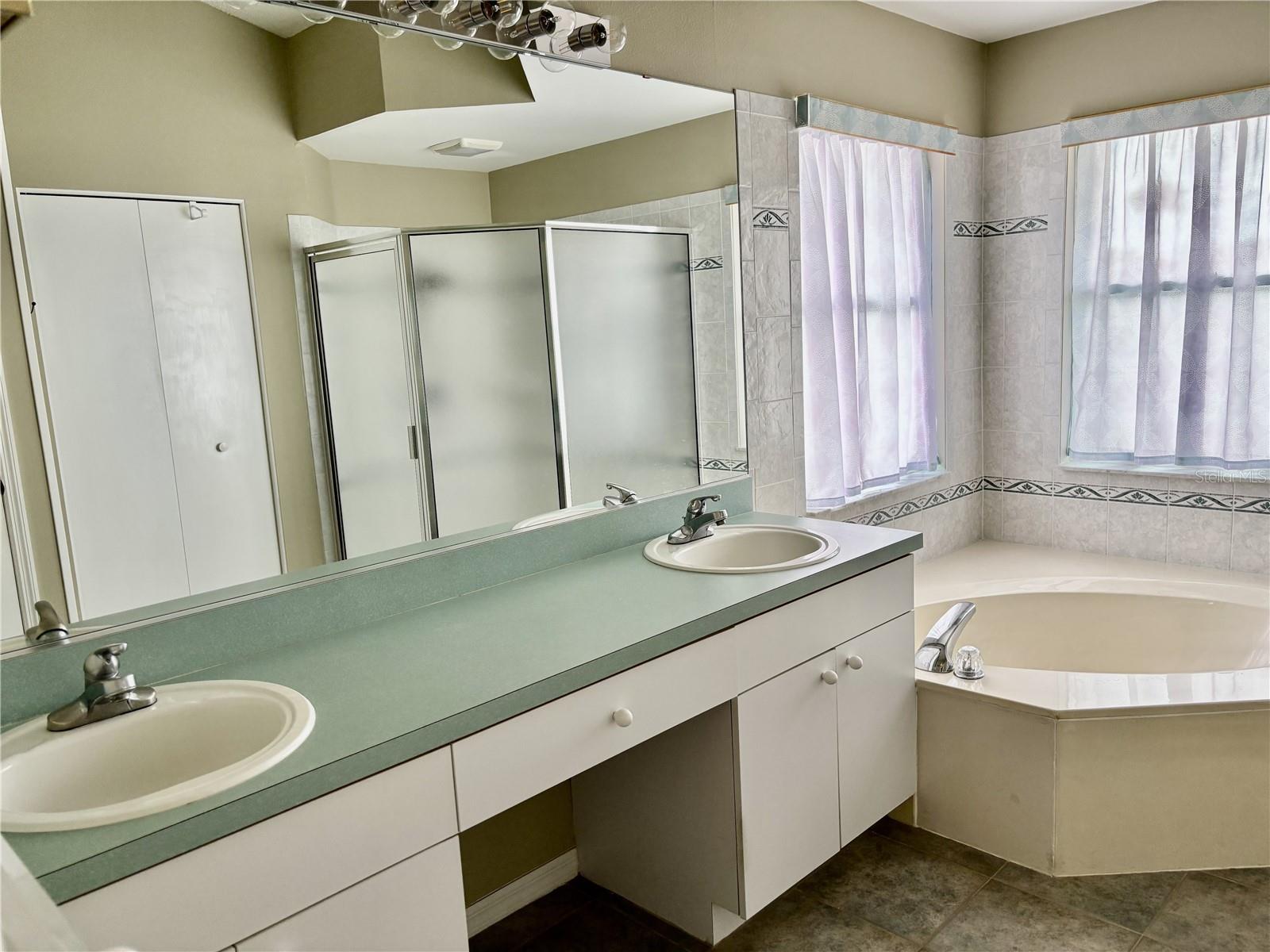 Image 22 of 46 For 301 Caloosa Palms Court