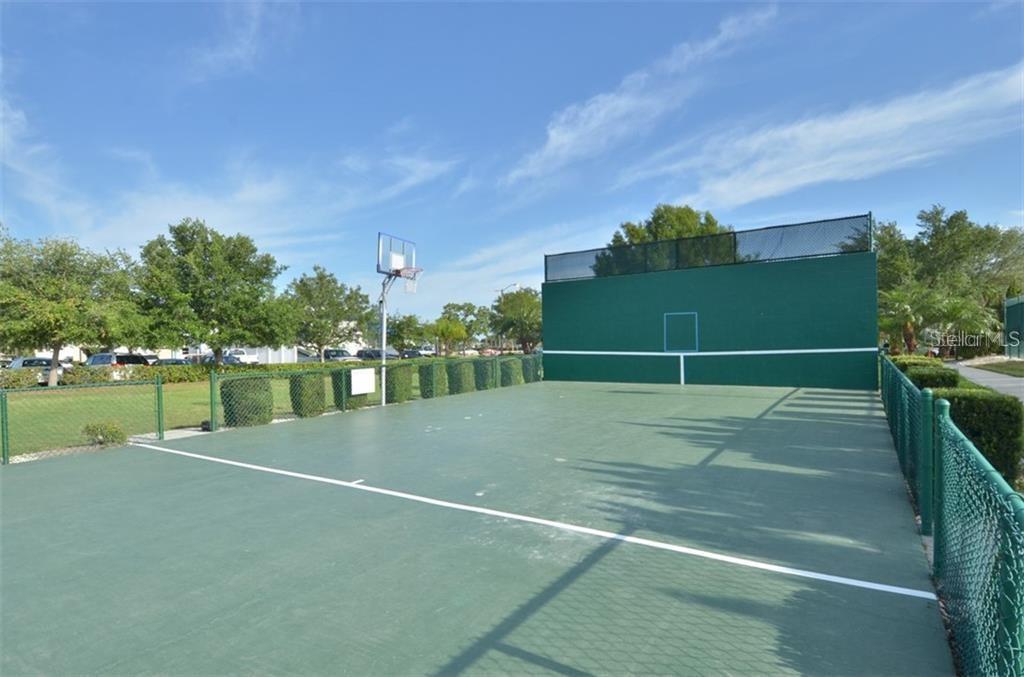 Image 40 of 46 For 301 Caloosa Palms Court