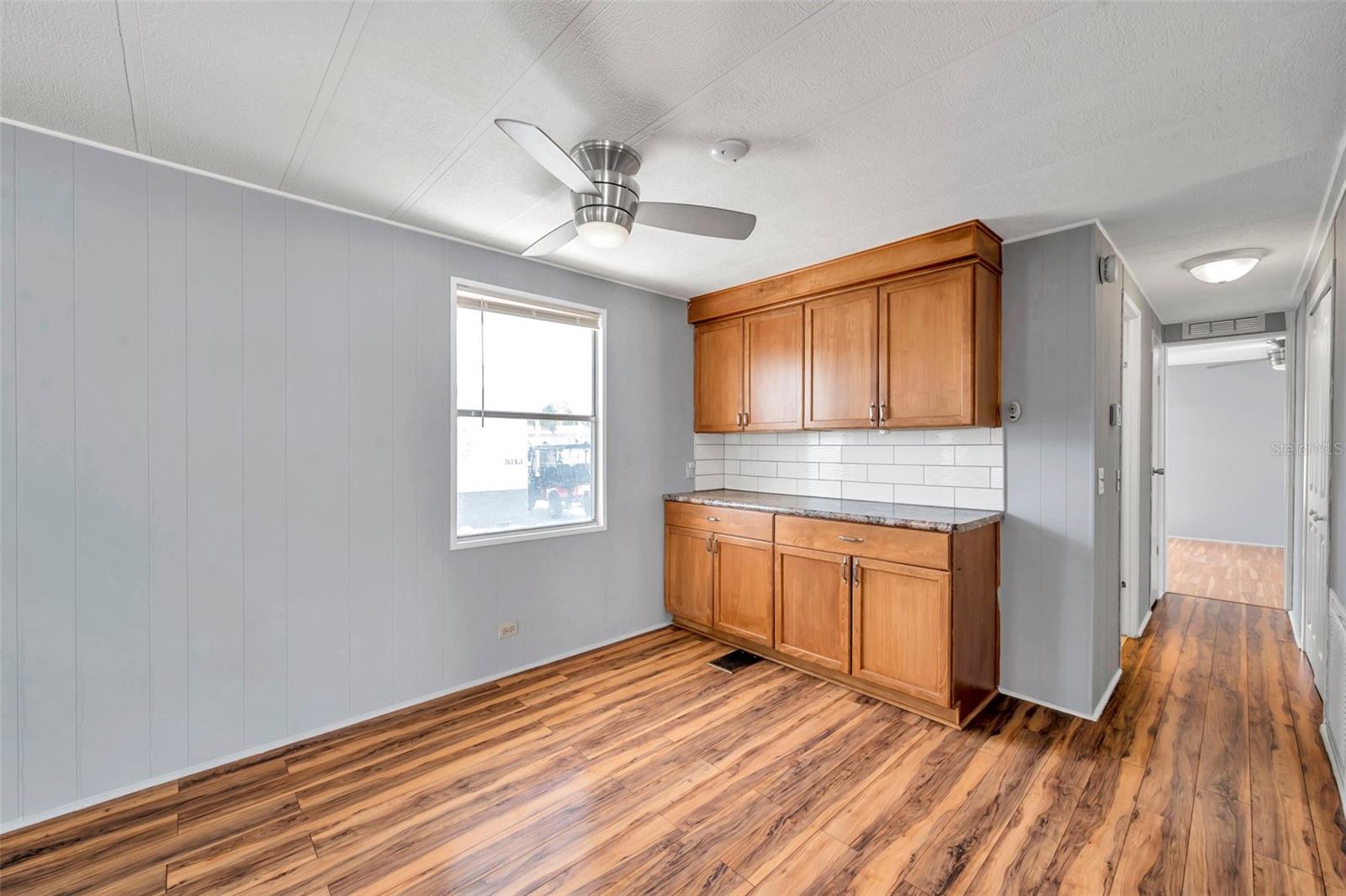 Image 11 of 66 For 4851 Gandy Boulevard B3 L8