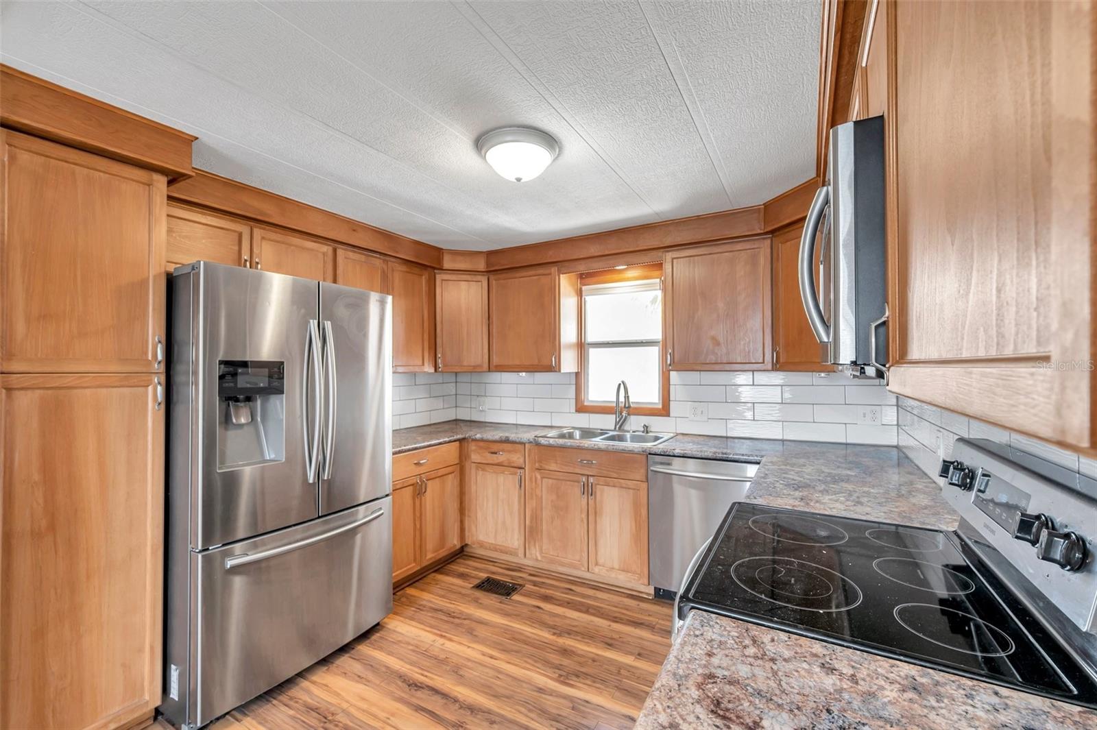 Image 3 of 66 For 4851 Gandy Boulevard B3 L8