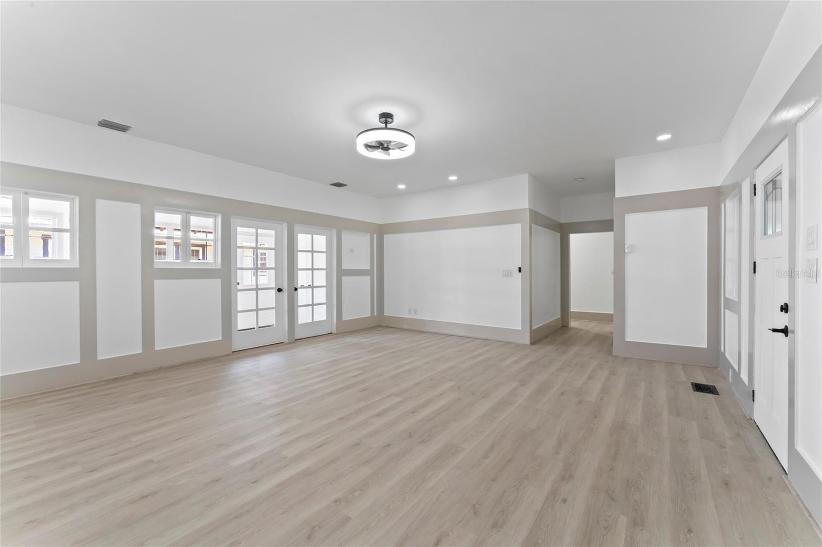 Image 15 of 25 For 1330 Cherry Street Ne