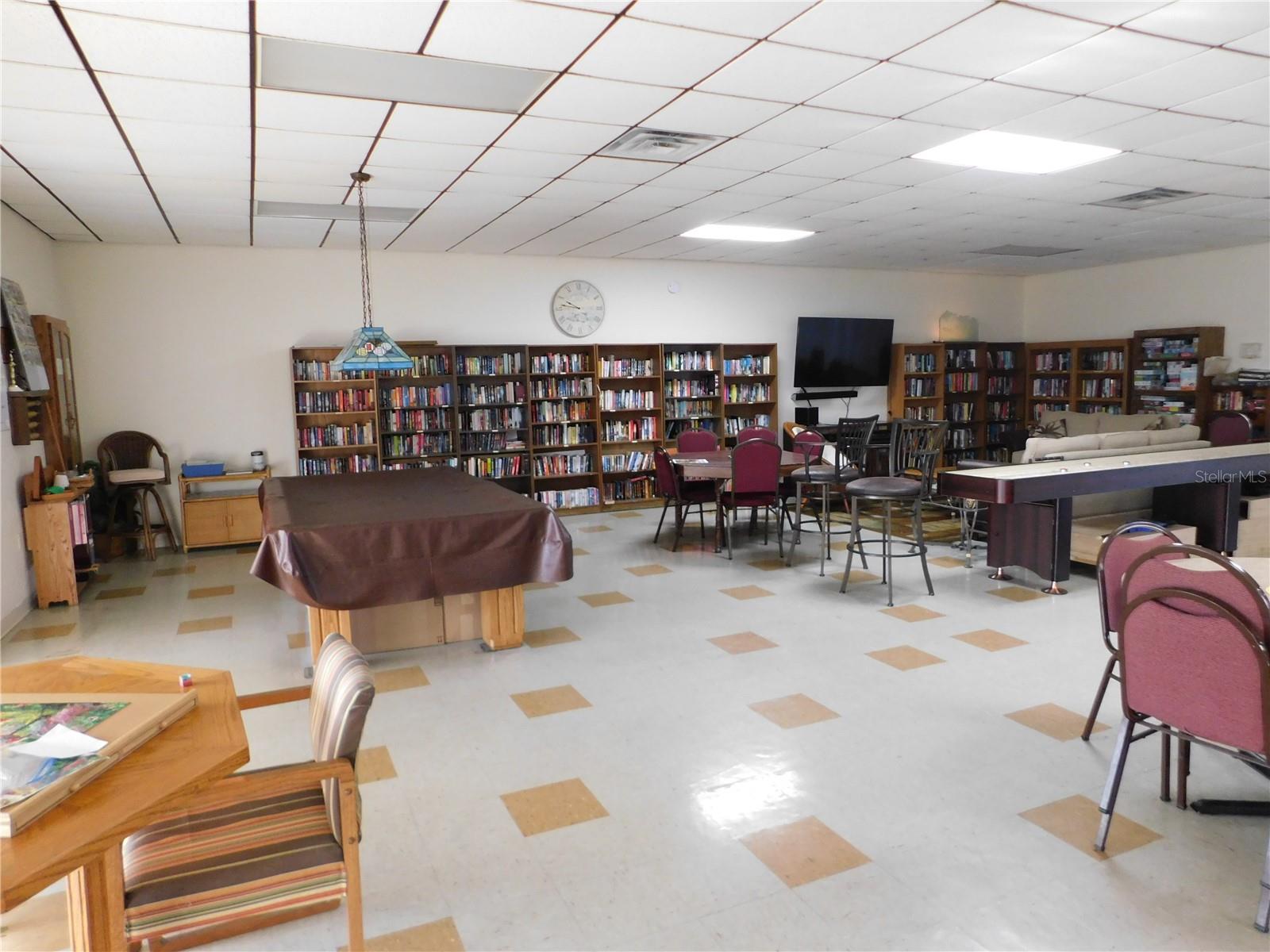 Image 39 of 43 For 12501 Ulmerton Road 35