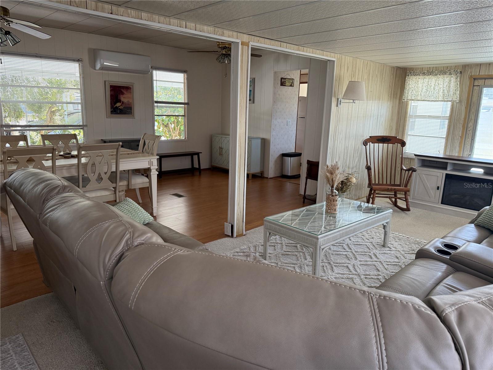 Listing photo id 12 for 347 Mount Saxon Avenue Ne 324