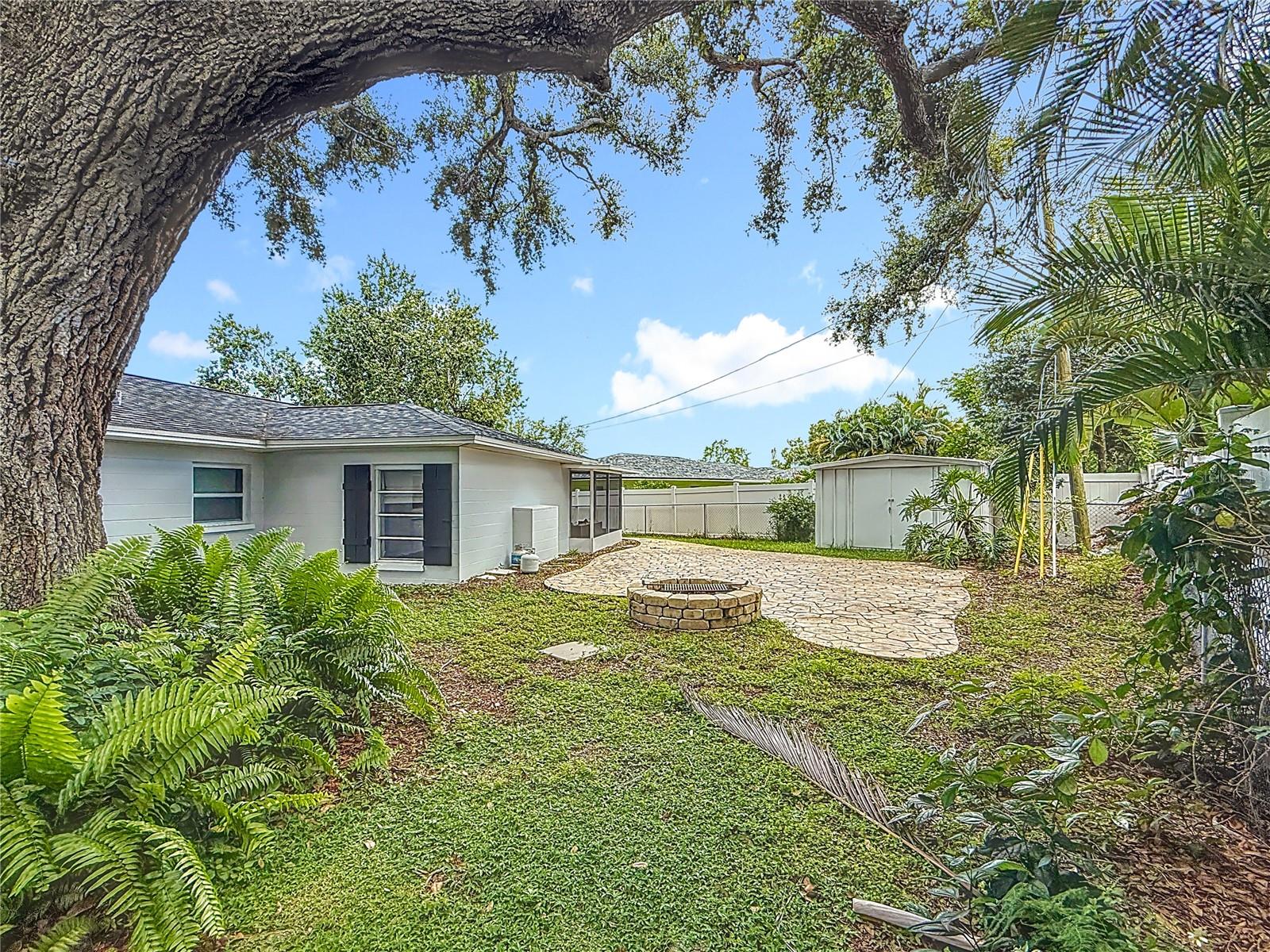 Image 38 of 45 For 5271 31st Avenue N