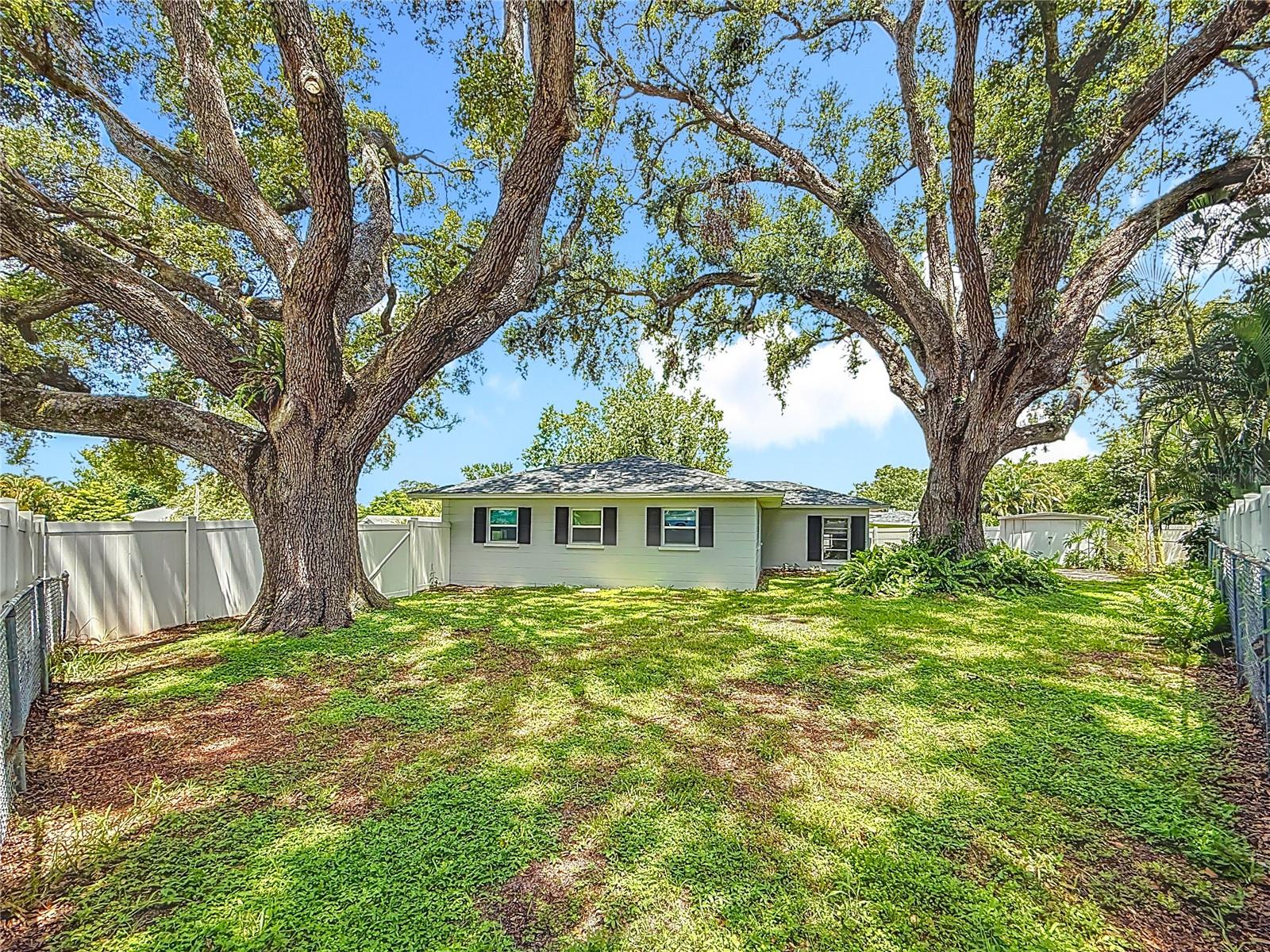 Image 39 of 45 For 5271 31st Avenue N