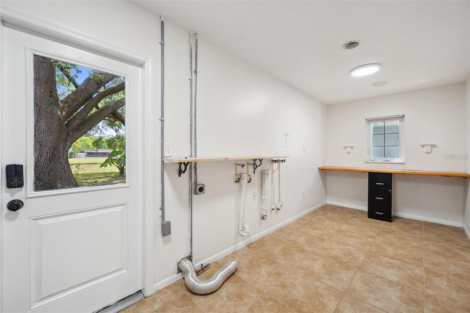Image 42 of 75 For 1308 Perdiz Street