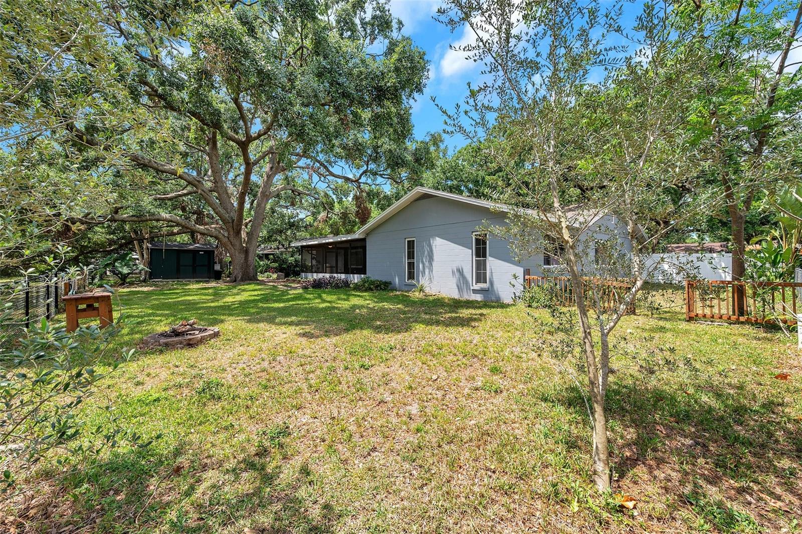 Image 63 of 75 For 1308 Perdiz Street