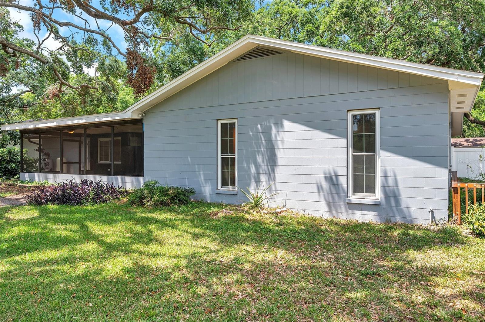 Image 70 of 75 For 1308 Perdiz Street