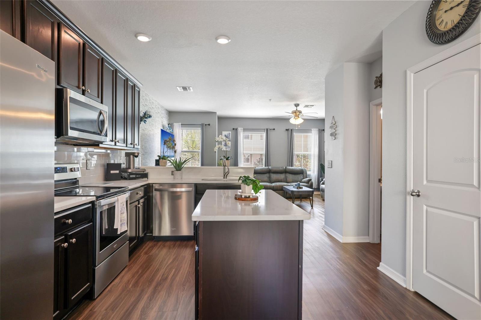 Image 24 of 67 For 5524 Yellowfin Court