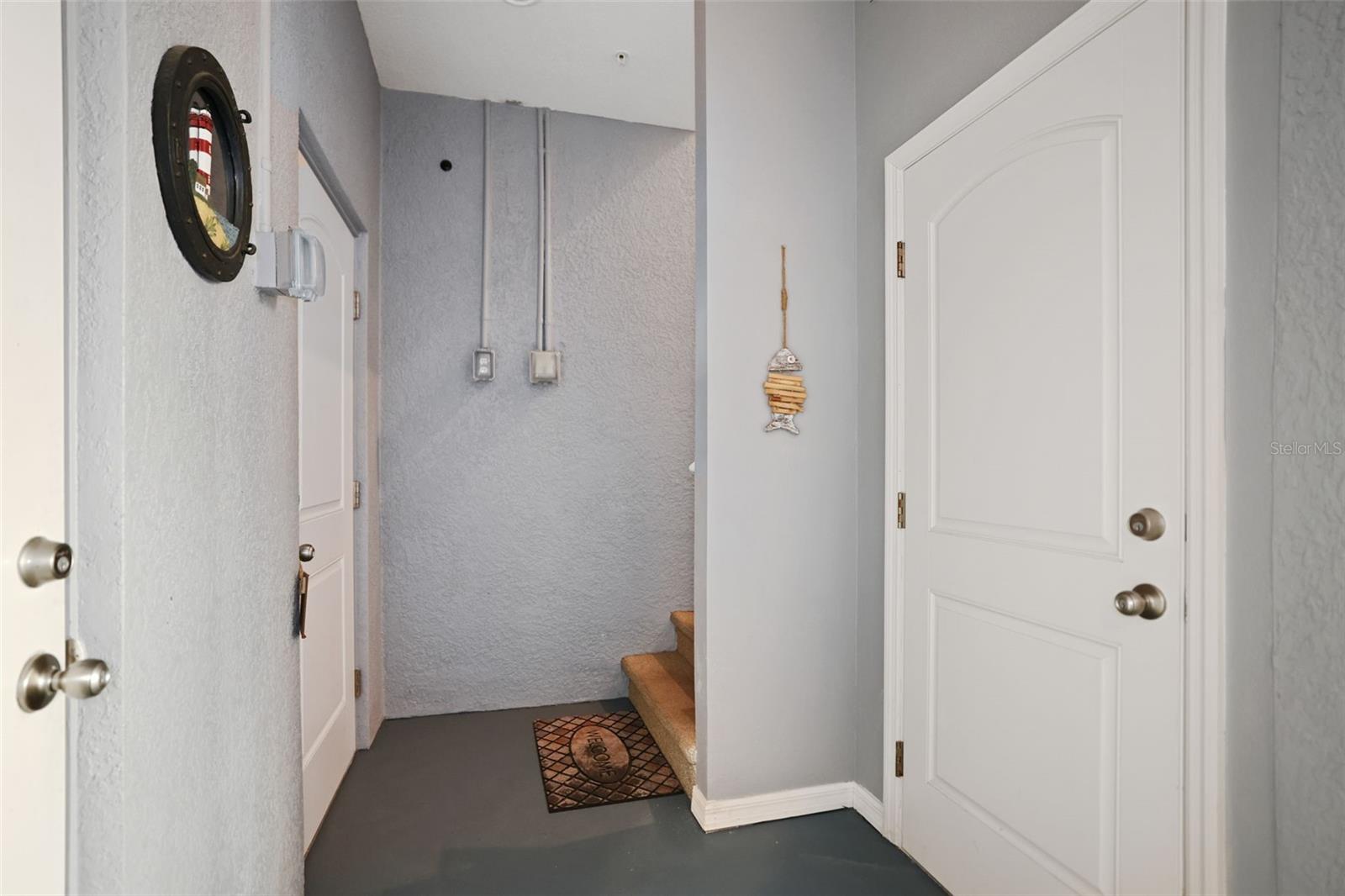 Image 9 of 67 For 5524 Yellowfin Court