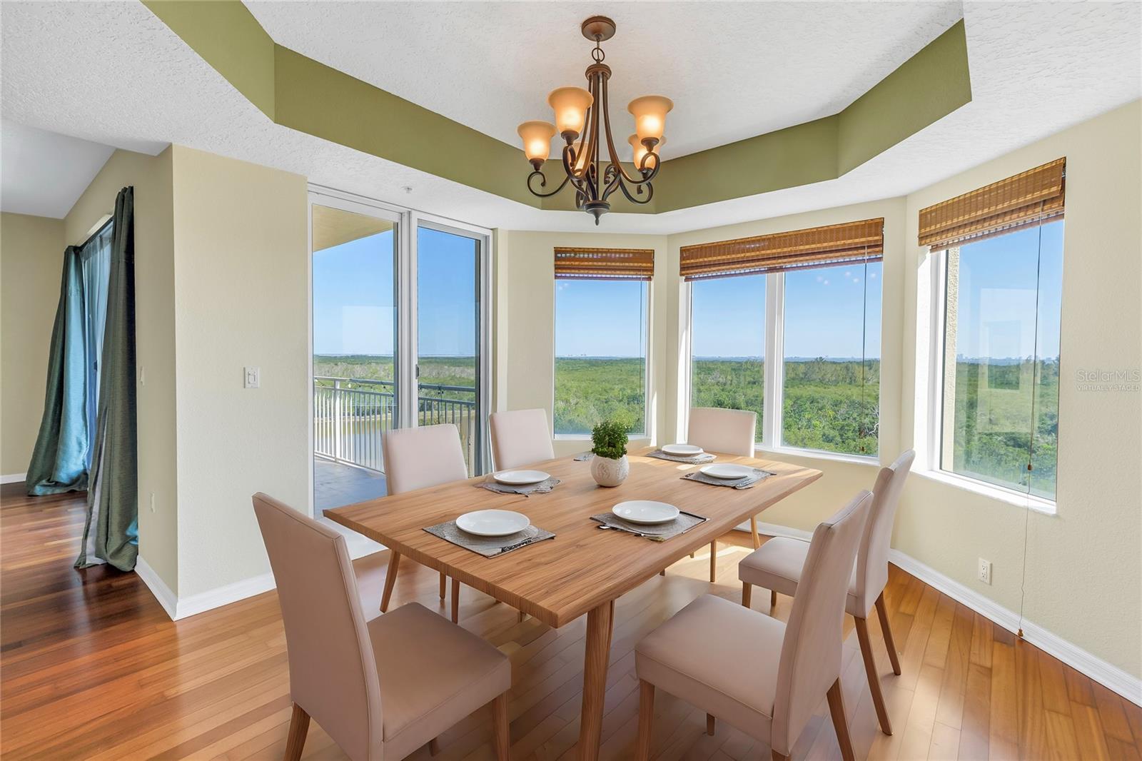 Image 3 of 49 For 10851 Mangrove Cay Lane Ne 714
