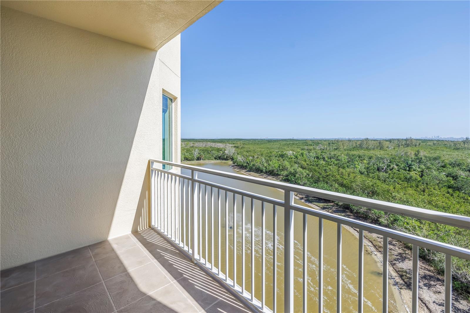 Image 30 of 49 For 10851 Mangrove Cay Lane Ne 714