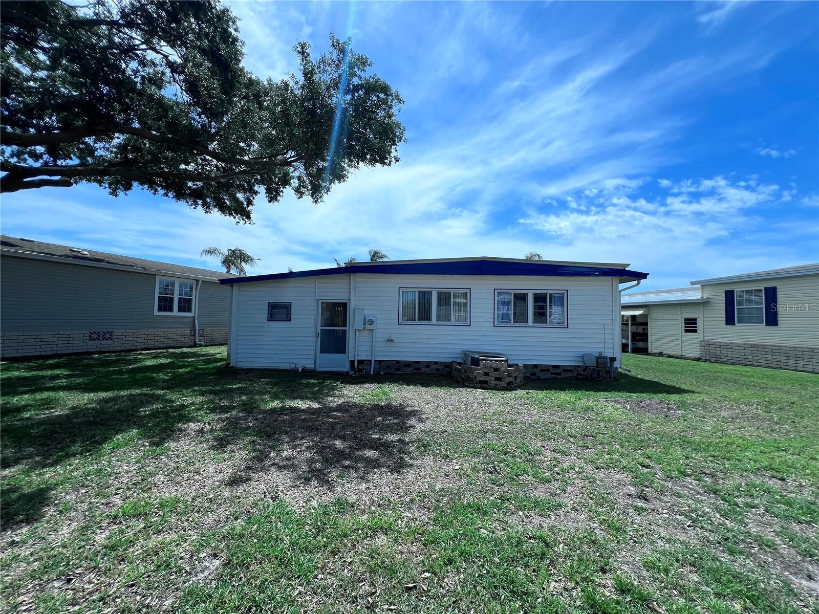 Image 9 of 65 For 1100 Belcher Road S 64