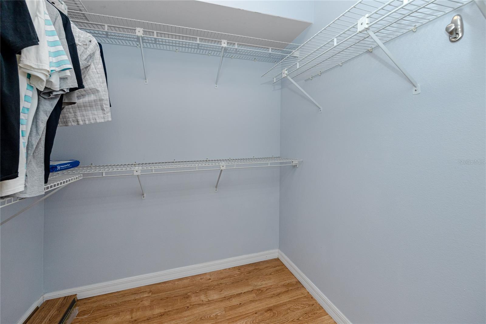 Image 10 of 52 For 2229 Americus Boulevard W 25