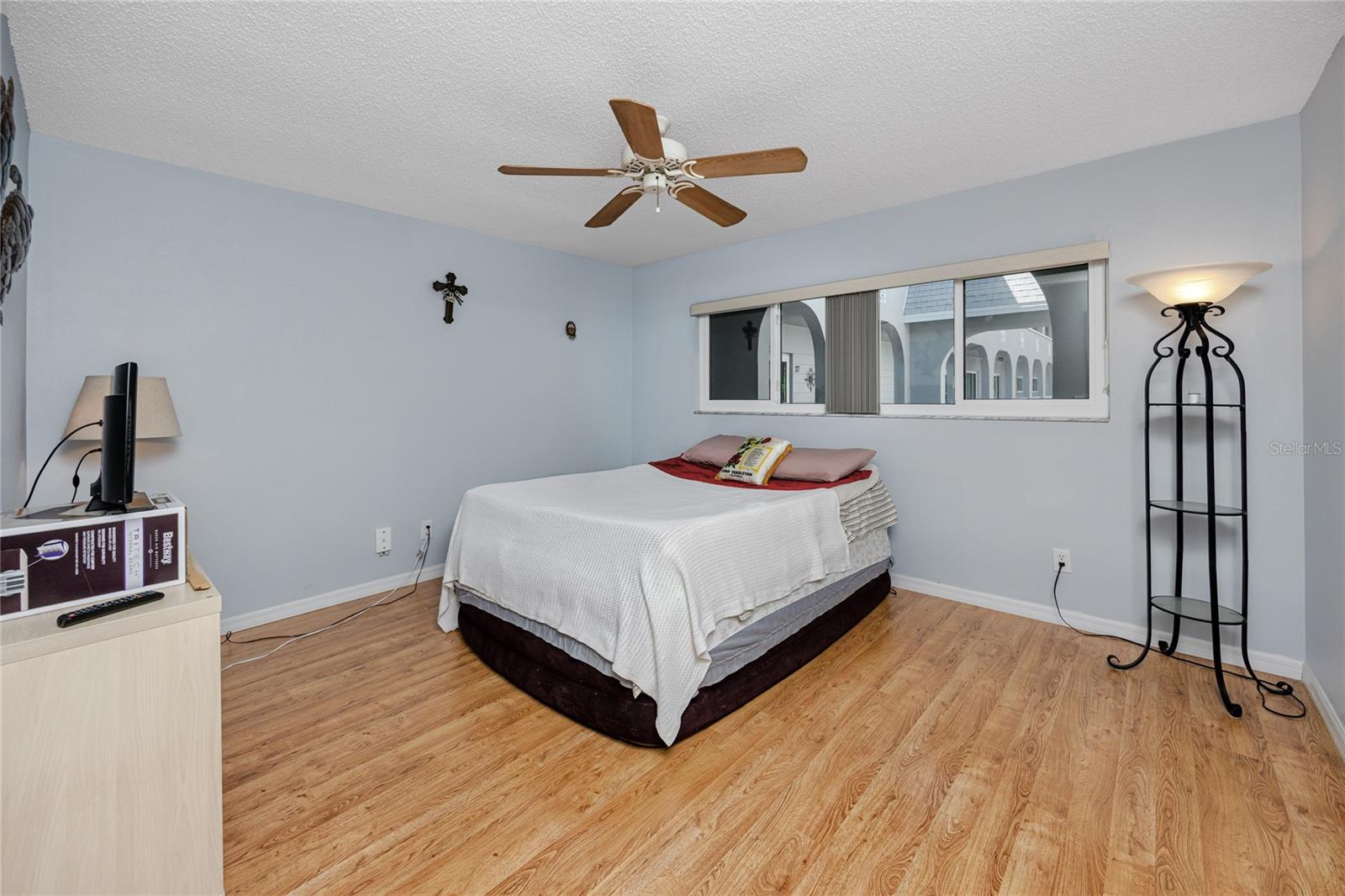 Image 11 of 52 For 2229 Americus Boulevard W 25
