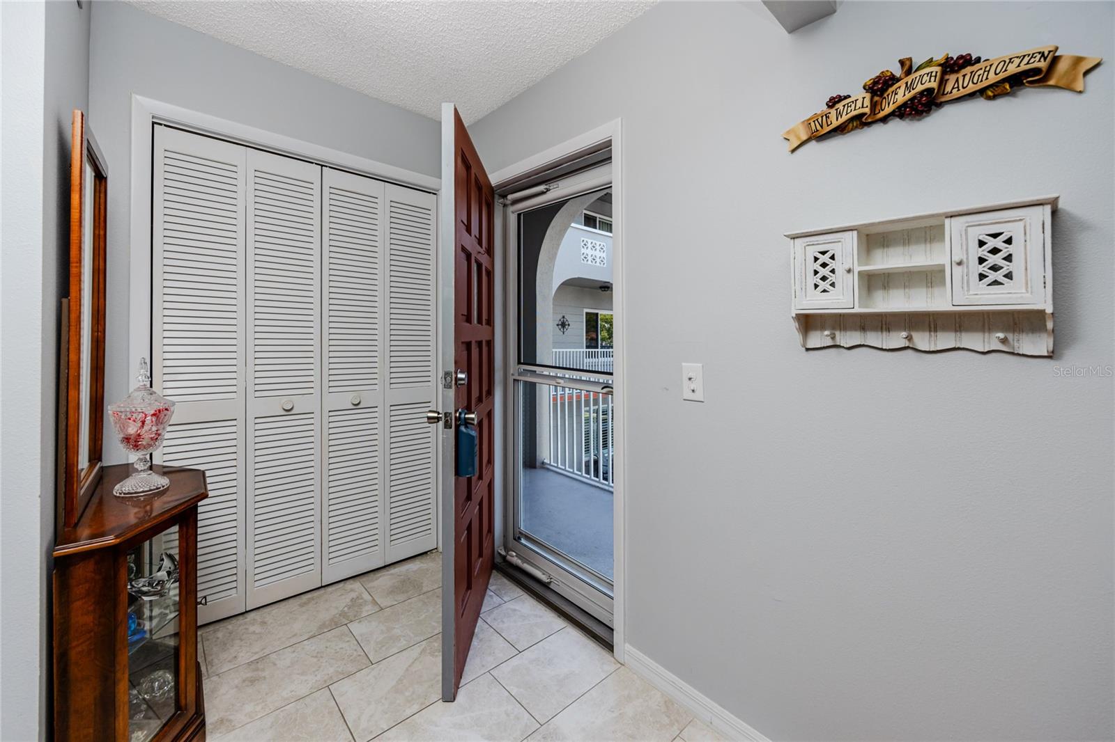 Image 22 of 52 For 2229 Americus Boulevard W 25
