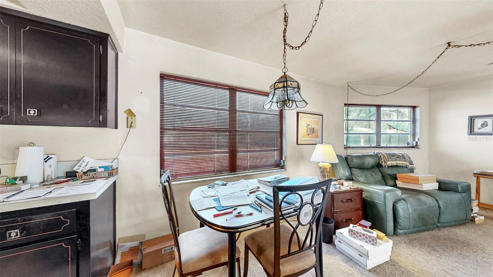 Image 35 of 82 For 500 Oleander Way S