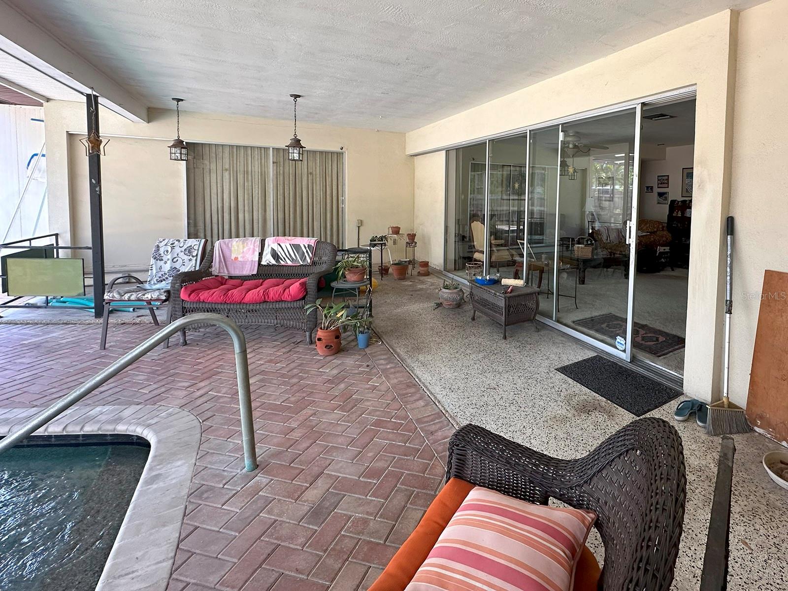 Image 65 of 82 For 500 Oleander Way S