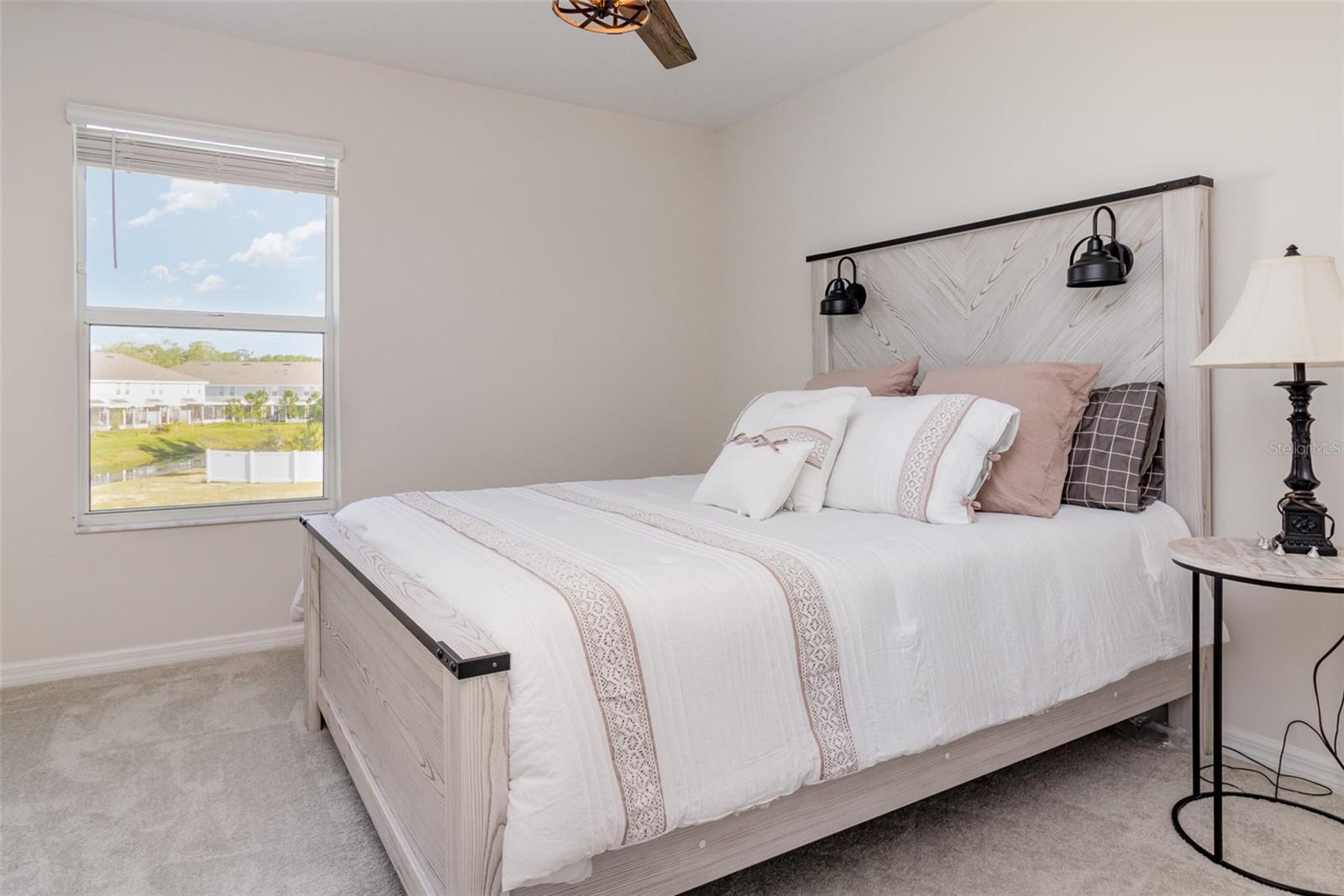 Image 15 of 28 For 10924 Brightleaf Court