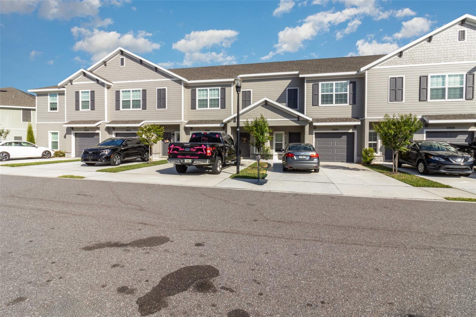 Image 2 of 28 For 10924 Brightleaf Court